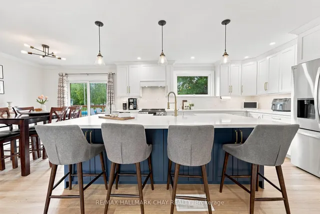 12 Larkdale Cres, Essa 5