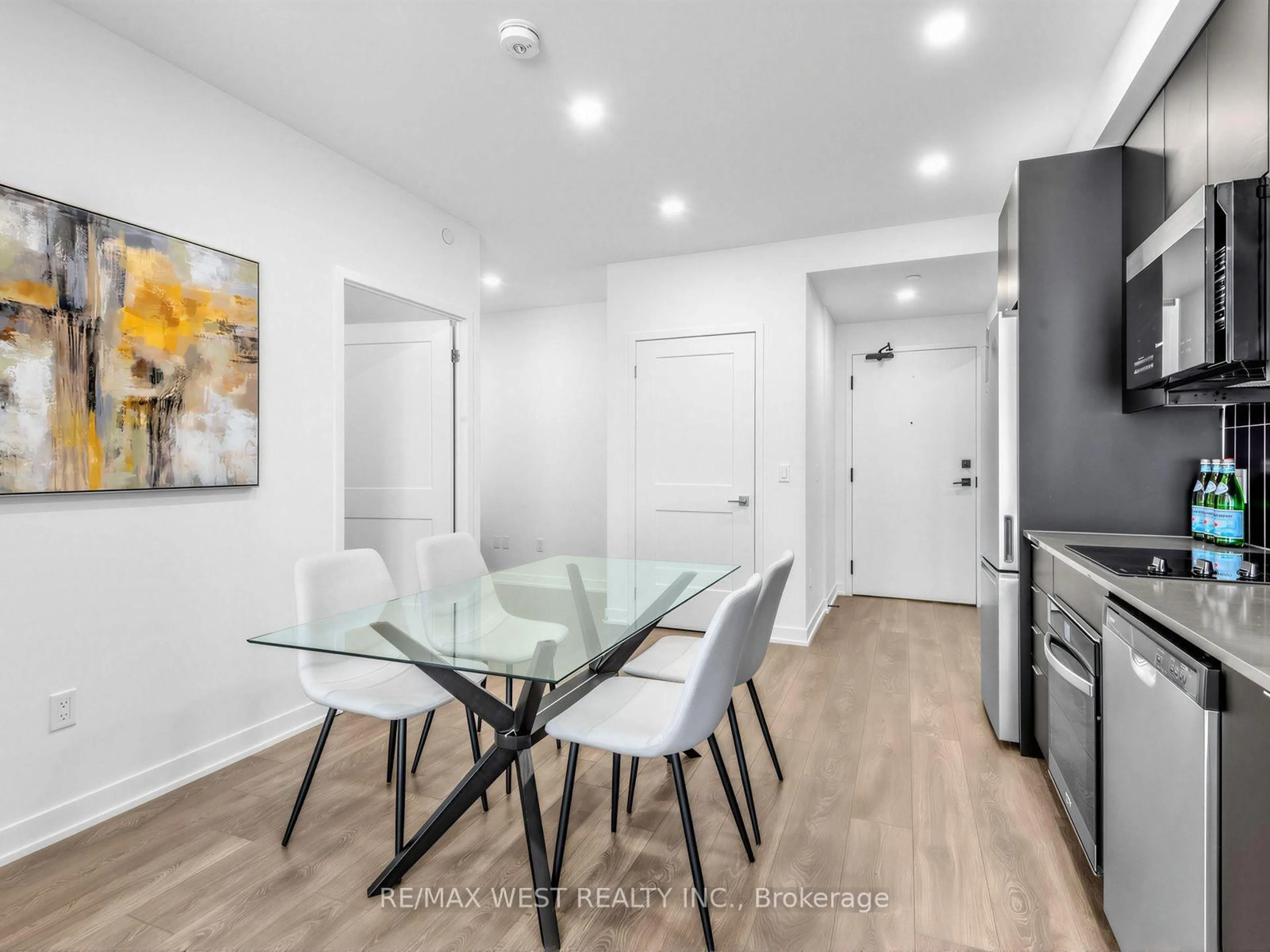 A pic of a room for 10 Abeja St #1516, Vaughan Ontario L4K 0R4