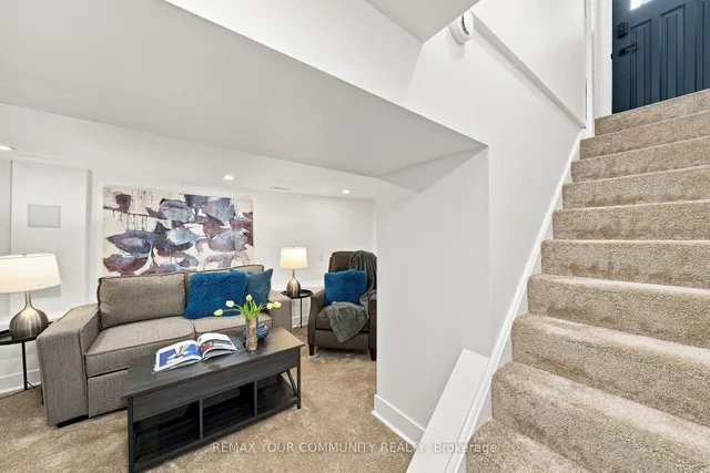 422 Queen St, Newmarket 5