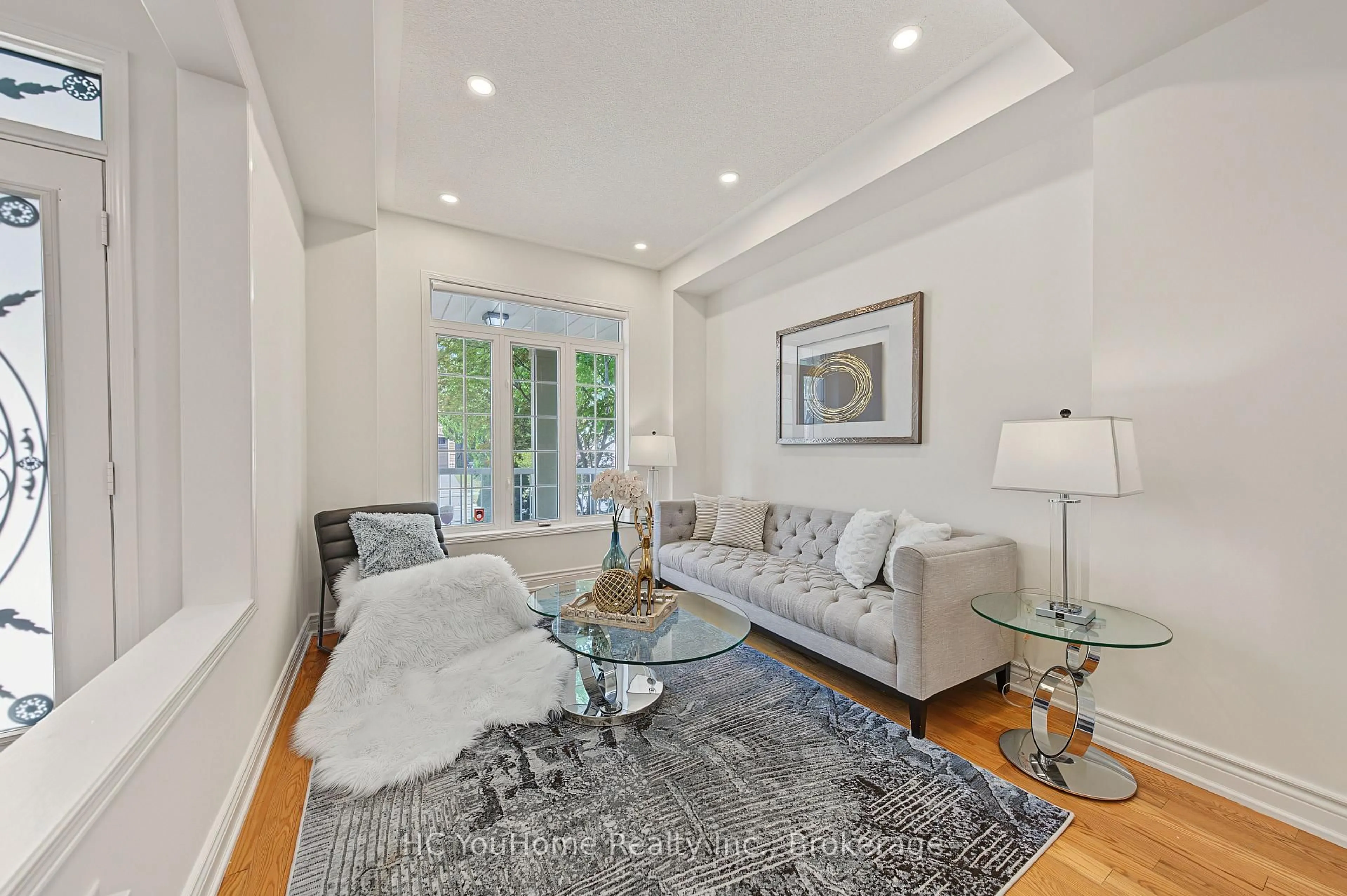 Living room with furniture, unknown for 39 Emery Hill Blvd, Markham Ontario L6C 2W7
