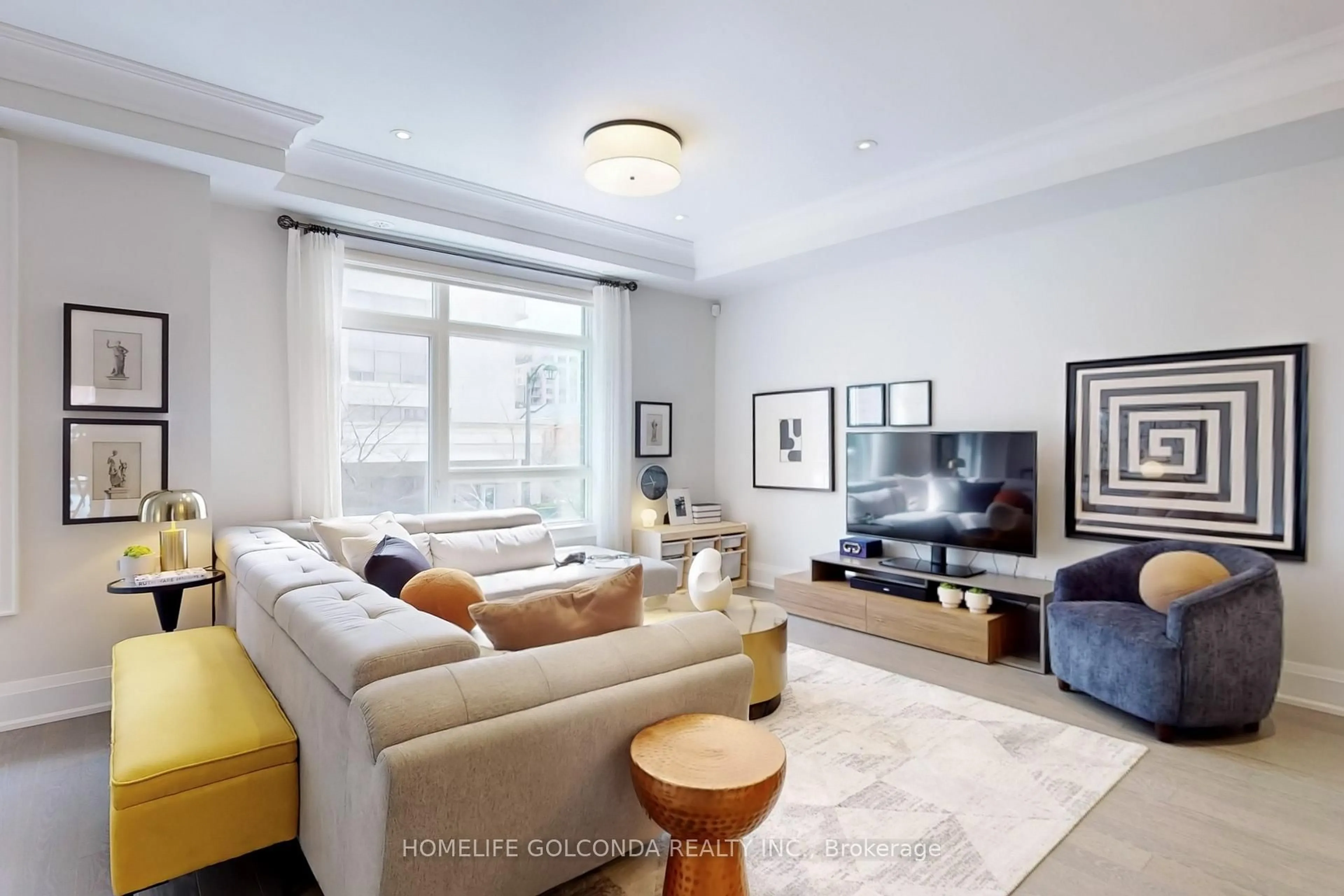 Living room with furniture, unknown for 54 Saddlecreek Dr, Markham Ontario L3T 0G5