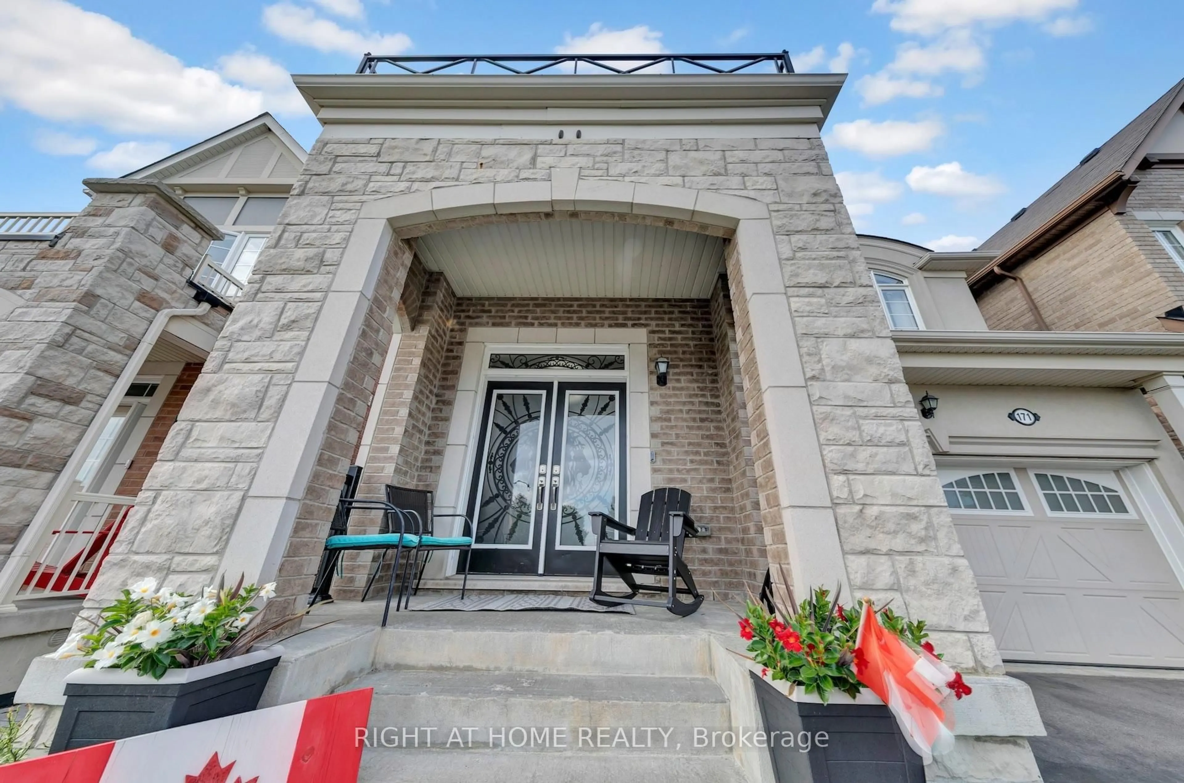 Unknown for 171 Thomas Phillips Dr, Aurora Ontario L4G 0X9