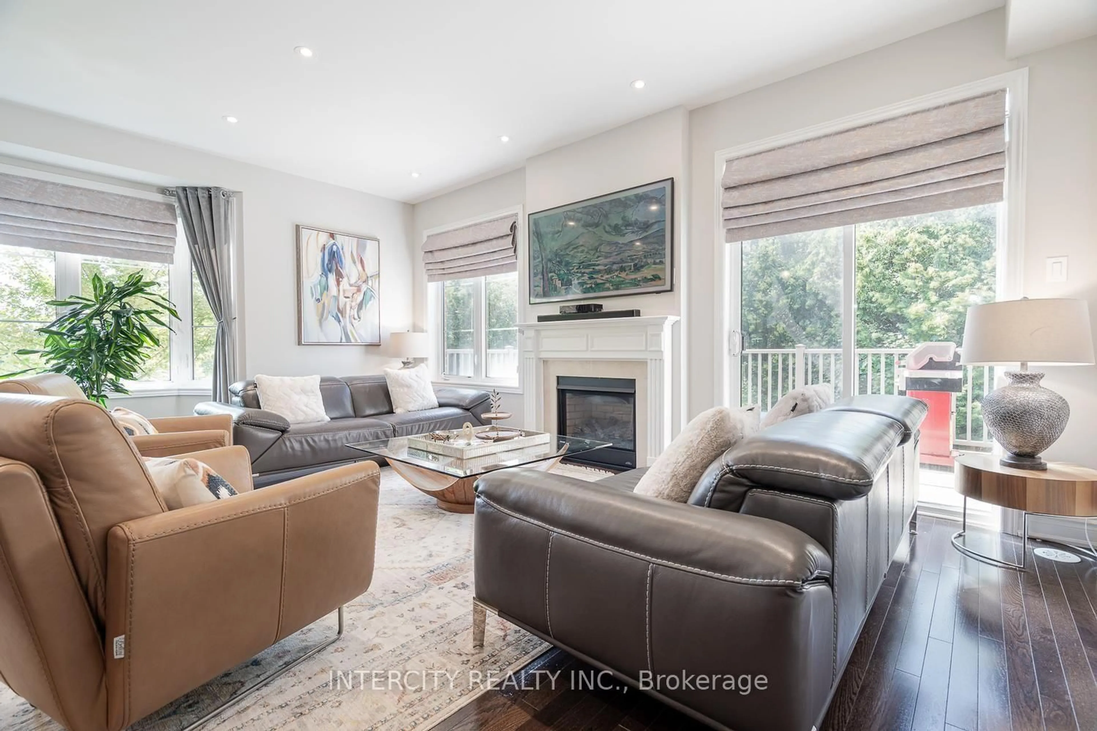 Living room with furniture, unknown for 1331 Major Mackenzie Dr #116, Vaughan Ontario L6A 4W4