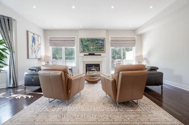 1331 Major Mackenzie Dr #116, Vaughan 5