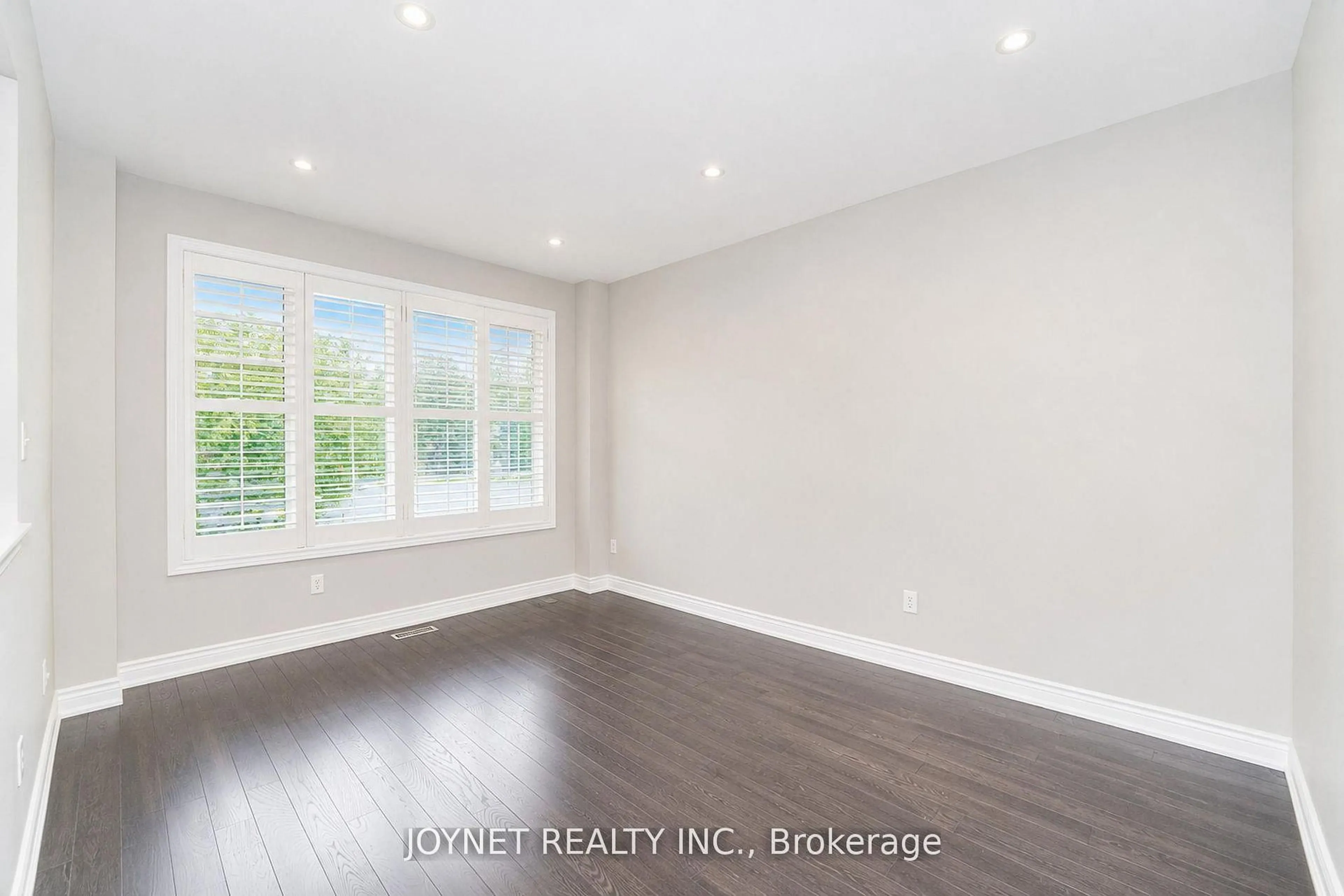 A pic of a room for 36 Newbridge Ave, Richmond Hill Ontario L4E 3Z9