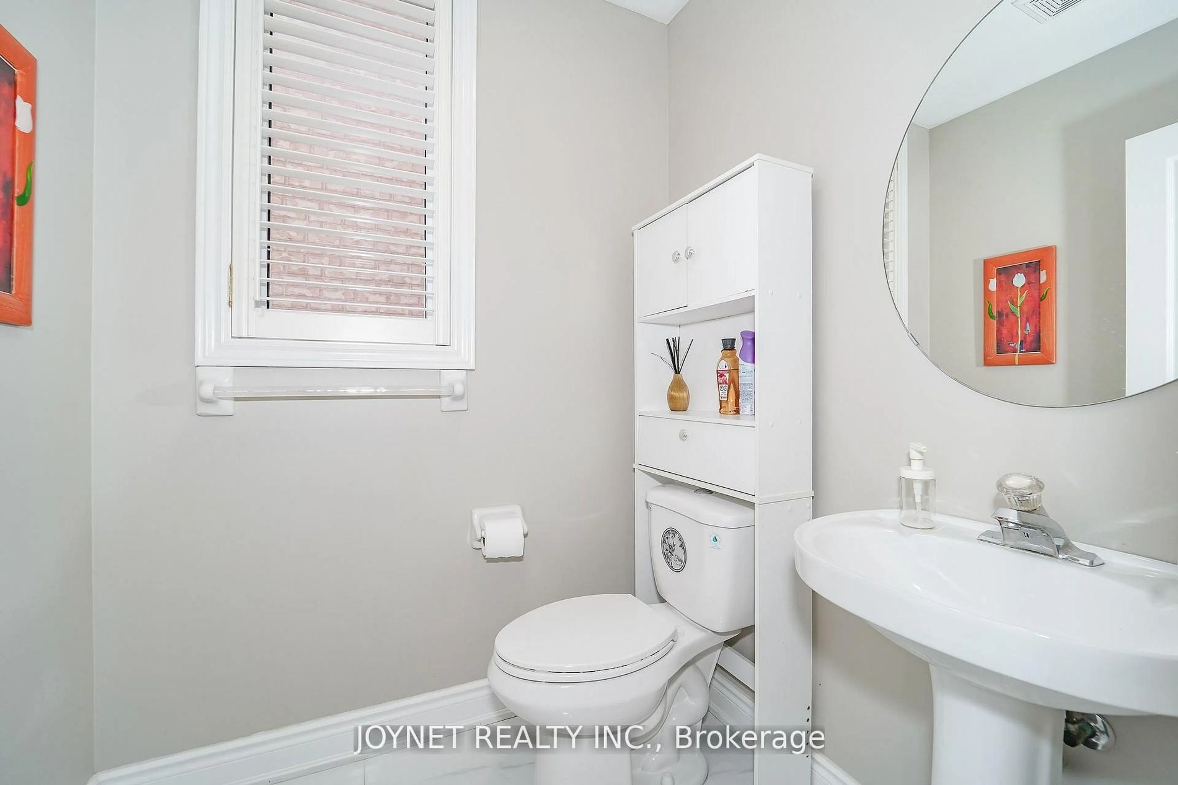 Standard bathroom, unknown for 36 Newbridge Ave, Richmond Hill Ontario L4E 3Z9