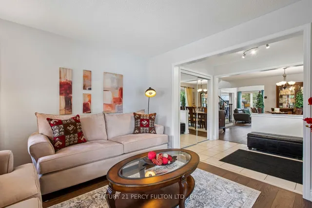 33 Redbud St, Markham 4