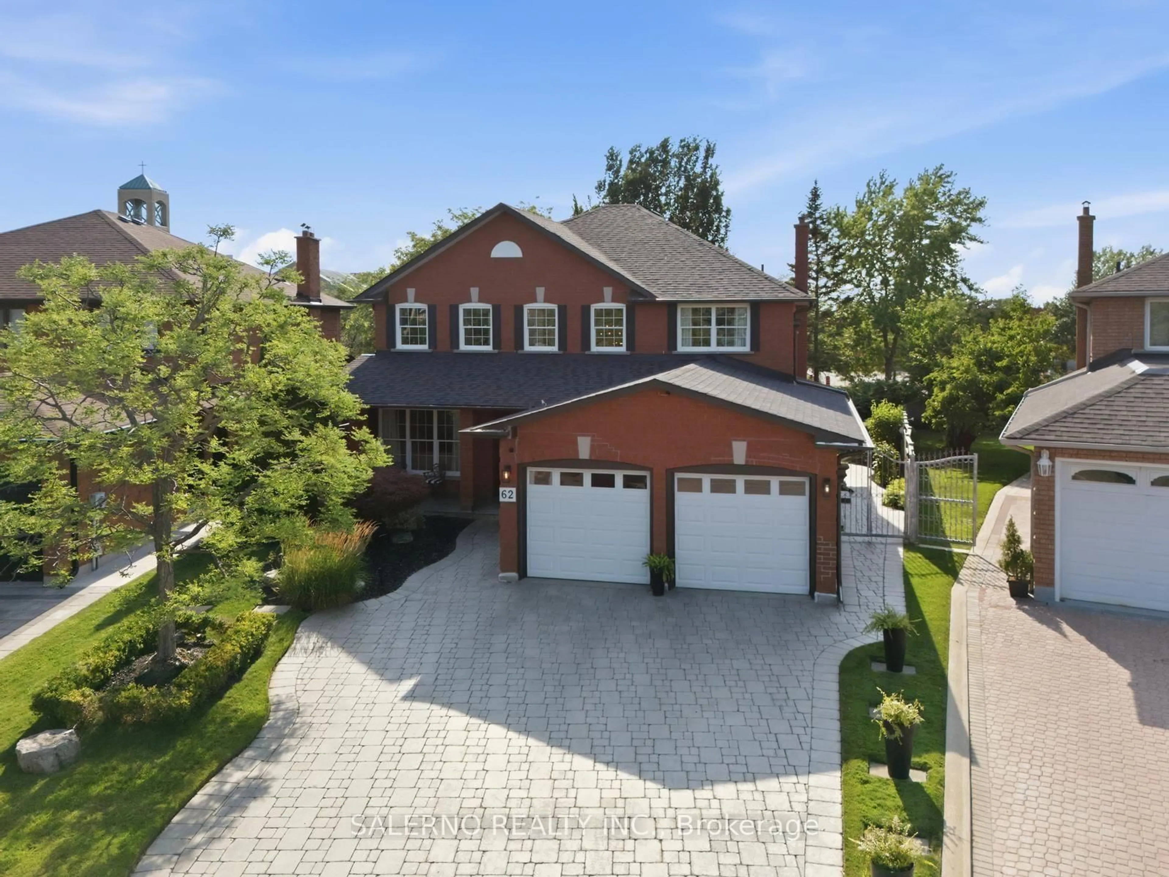 A pic from outside/outdoor area/front of a property/back of a property/a pic from drone, street for 62 Olive Green Rd, Vaughan Ontario L4L 7Z3