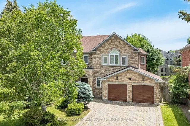 15 Clarendon Dr, Richmond Hill 2