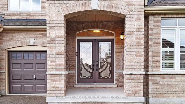75 Dr. George Burrows Pkwy, Georgina 3