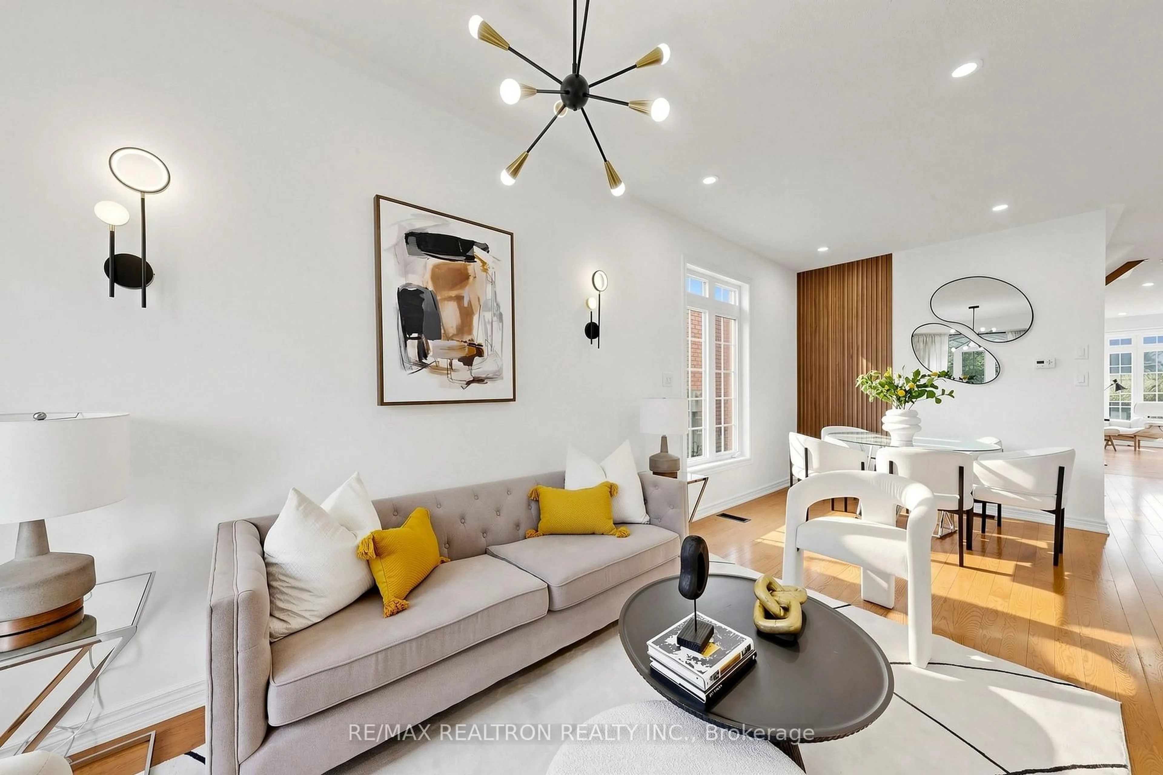Living room with furniture, unknown for 59 Dewpoint Rd, Vaughan Ontario L4J 9E1