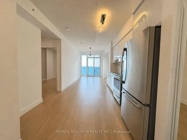 7161 Yonge St #2535, Markham 2