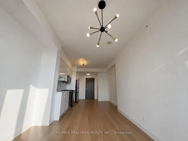 7161 Yonge St #2535, Markham 3