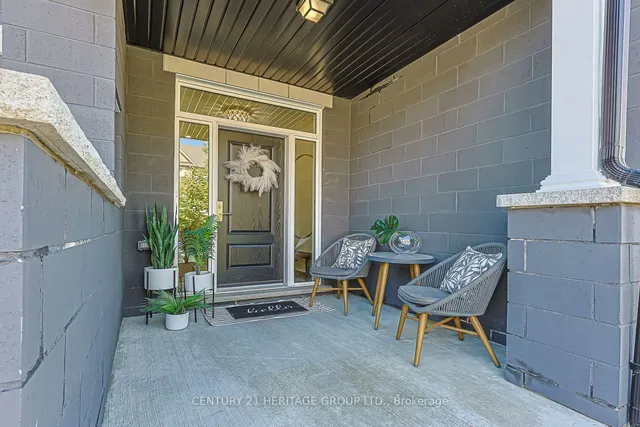 27 Lowther Ave, Richmond Hill 2
