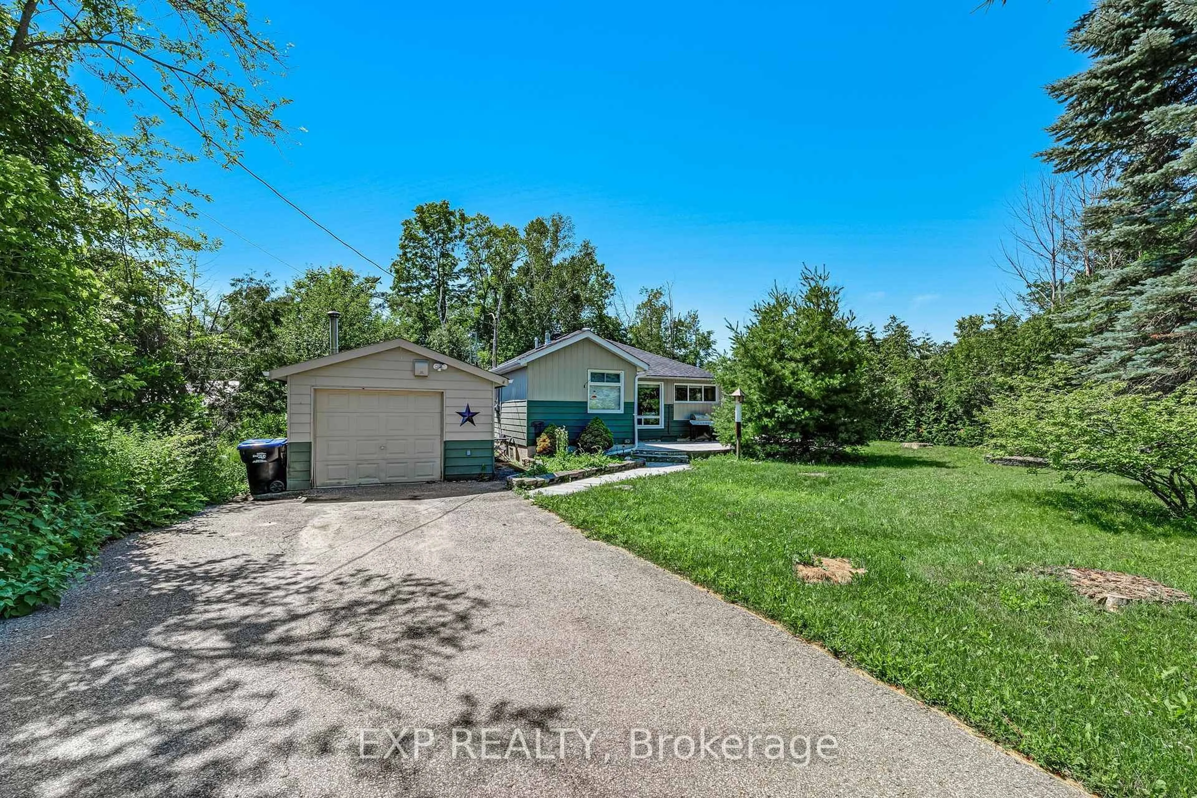 A pic from outside/outdoor area/front of a property/back of a property/a pic from drone, water/lake/river/ocean view for 3909 Richview Rd, Innisfil Ontario L9S 2L7