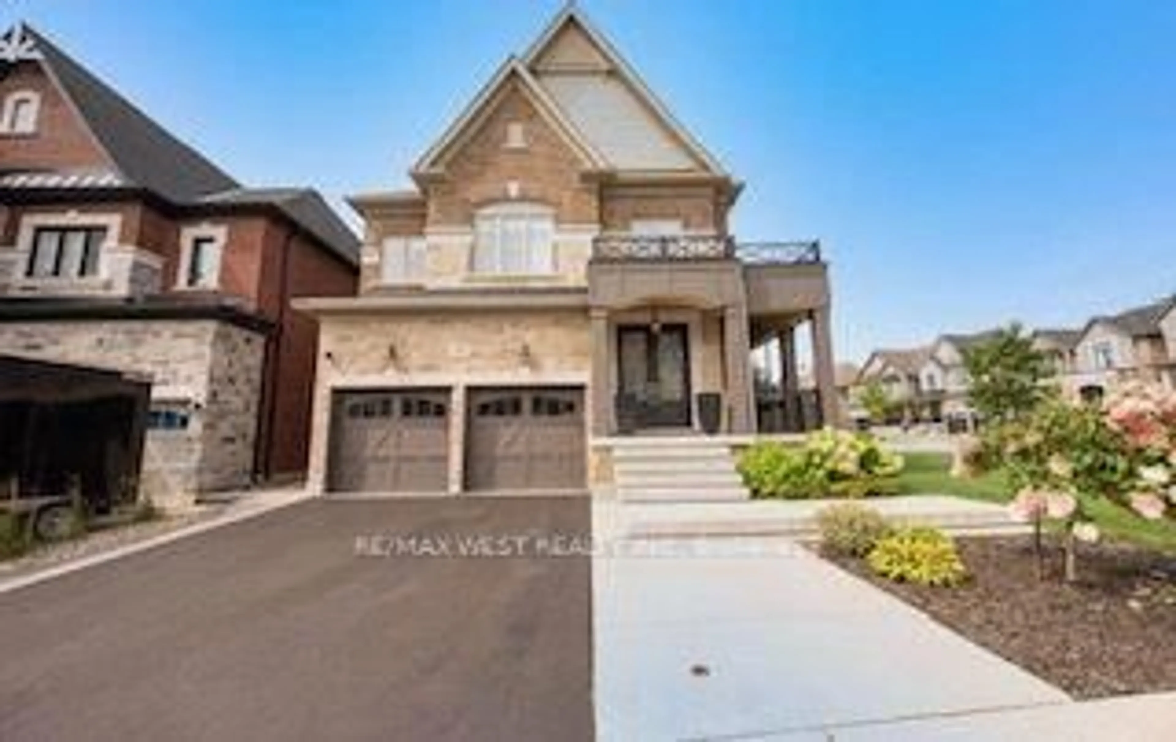 Home with brick exterior material, street for 133 Rotondo Cres, Vaughan Ontario L4H 4R1