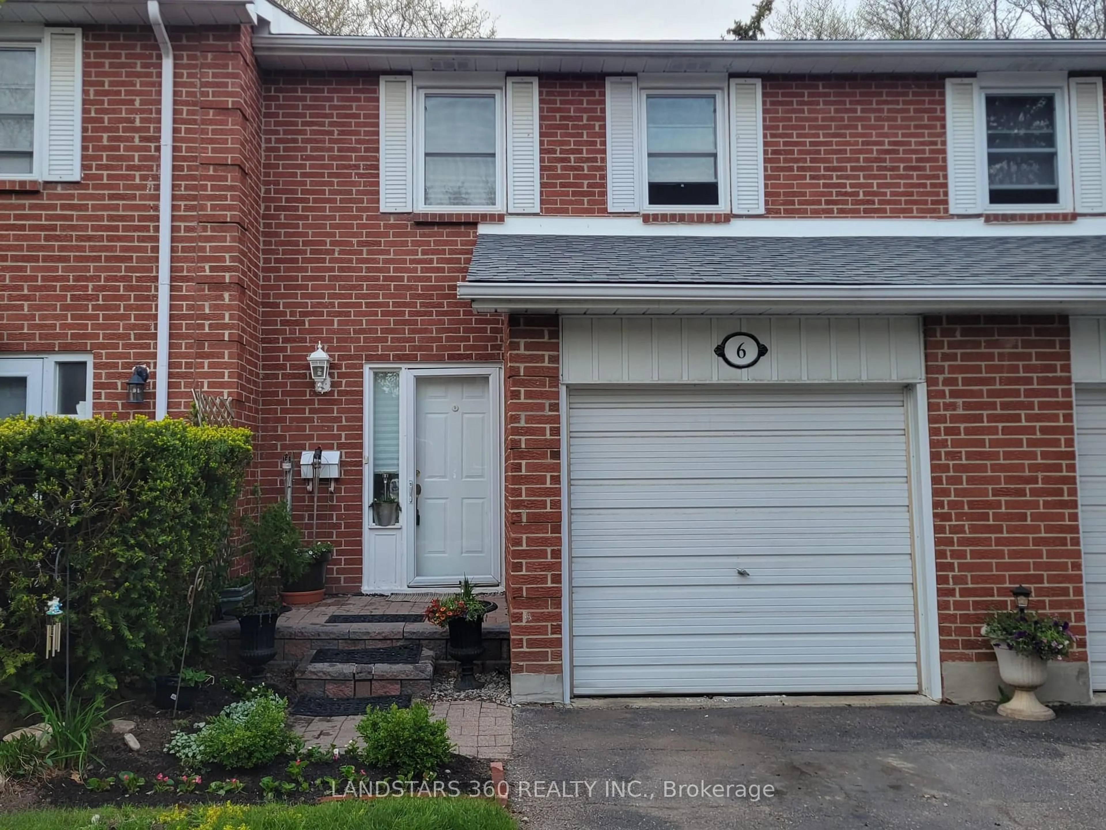Home with brick exterior material, street for 6 Bowman Way #147, Markham Ontario L3T 4Z7