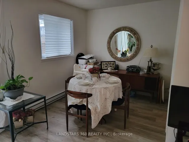 6 Bowman Way #147, Markham 4