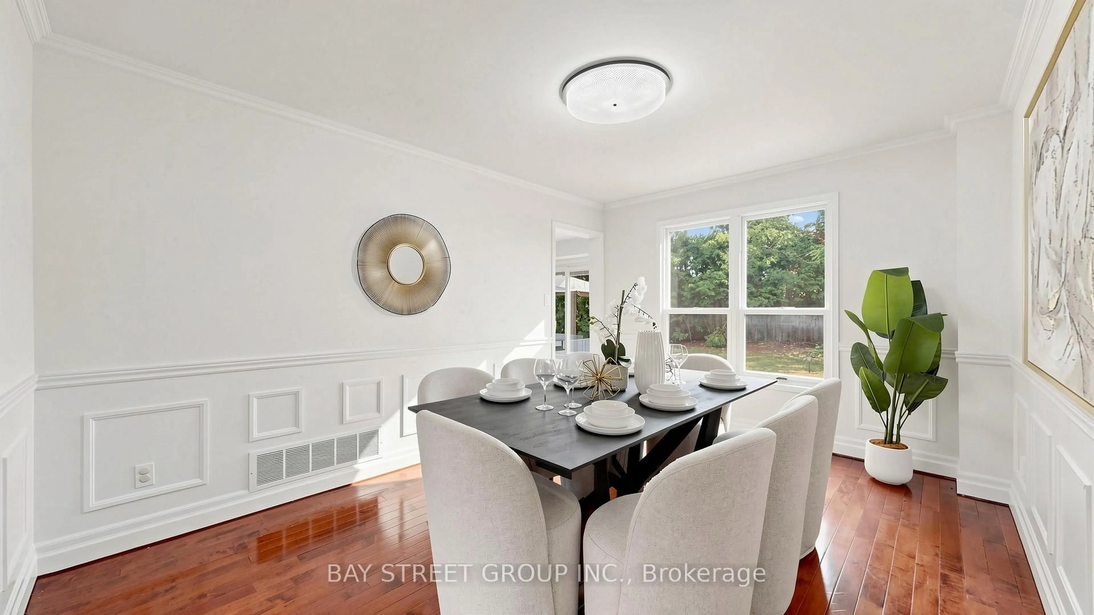 Dining room, unknown for 26 Kew Gdns, Richmond Hill Ontario L4B 1R6