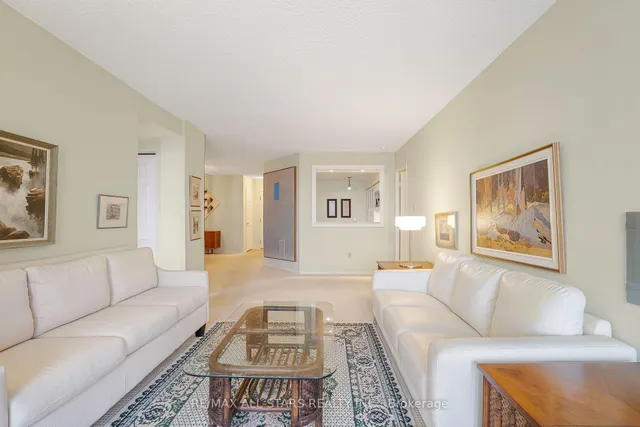 25 Austin Dr #817, Markham 2