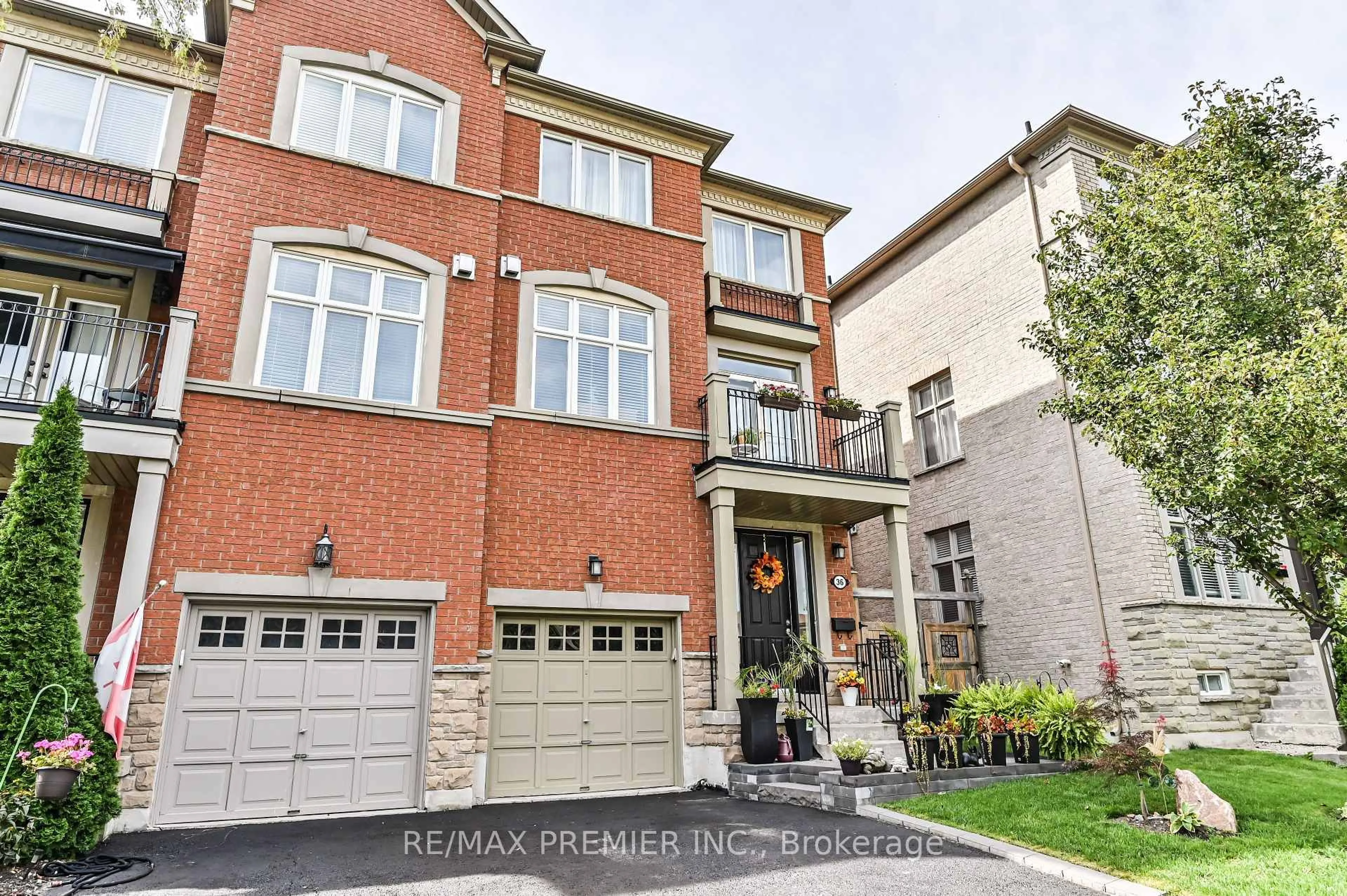 Home with brick exterior material, street for 36 Helen St, Vaughan Ontario L4L 3S3