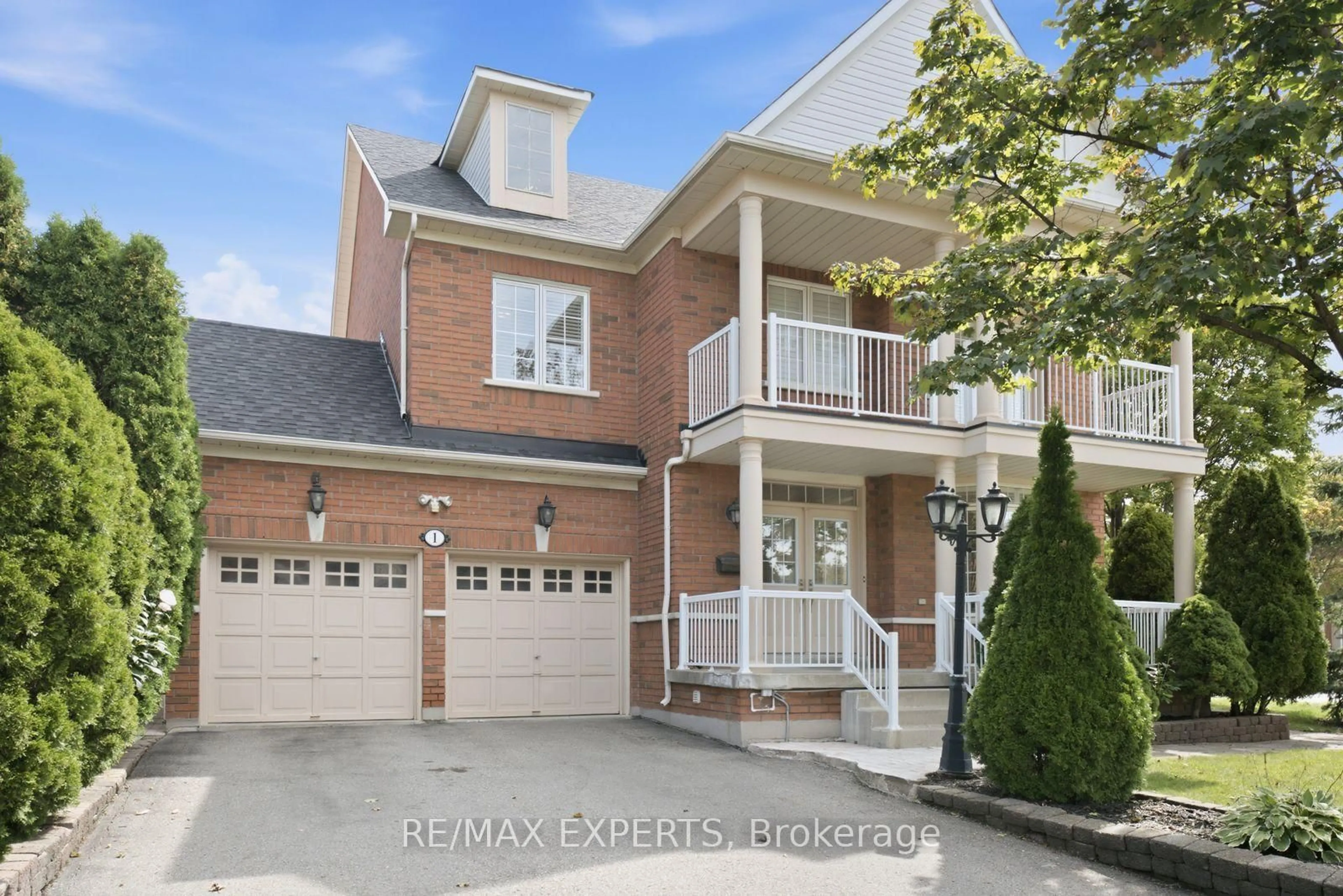 Home with brick exterior material, street for 1 Cetona Ave, Vaughan Ontario L4H 2Z8