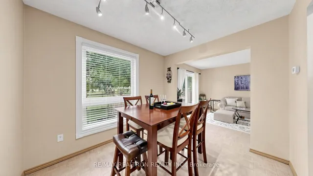 145 Campbell Ave, Vaughan 5