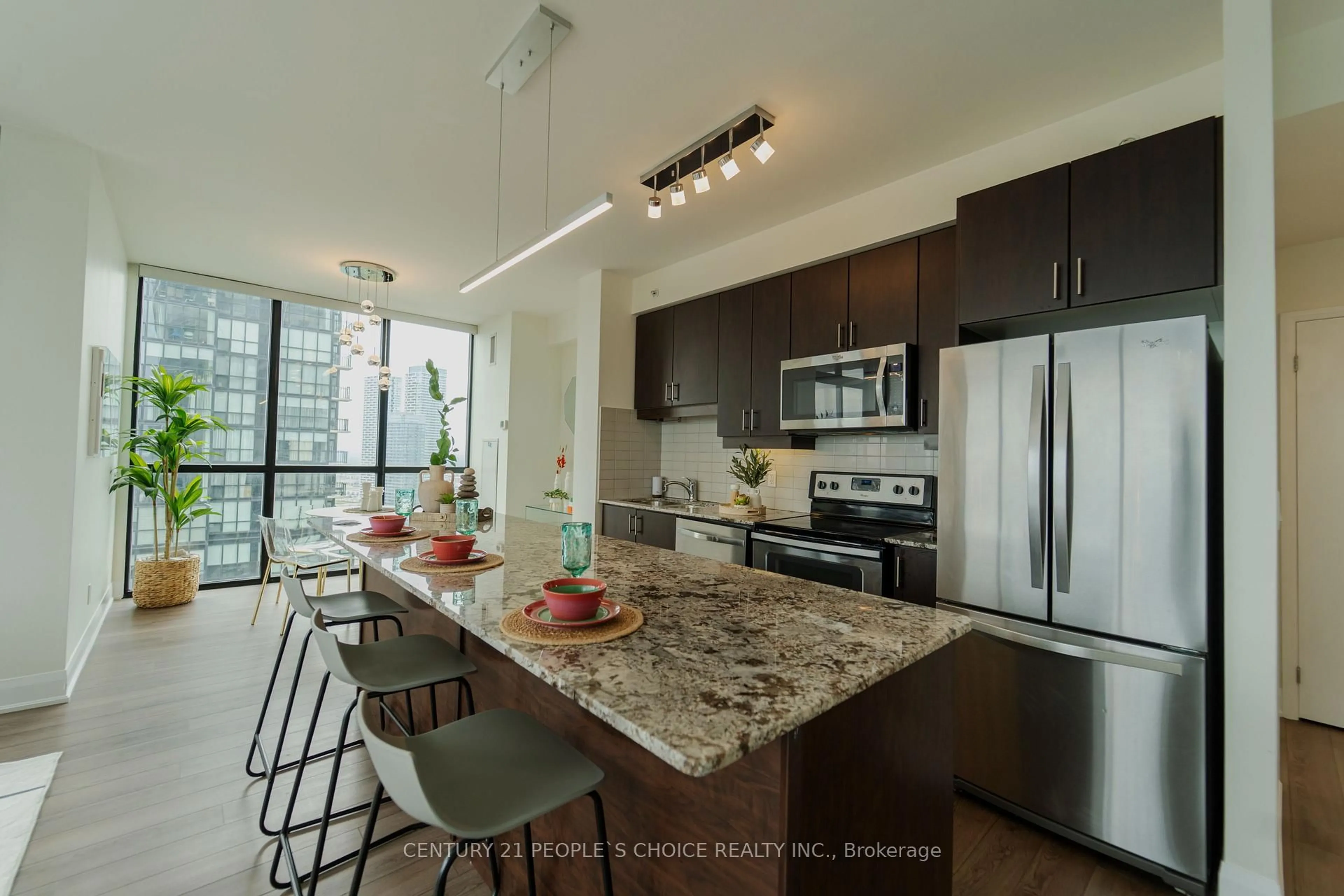 Open concept kitchen, ceramic/tile floor for 2900 Highway 7 Rd #2803, Vaughan Ontario L4K 0G3