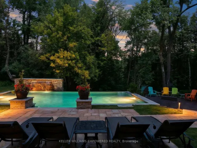 43 Woodland Acres Cres, Vaughan 4