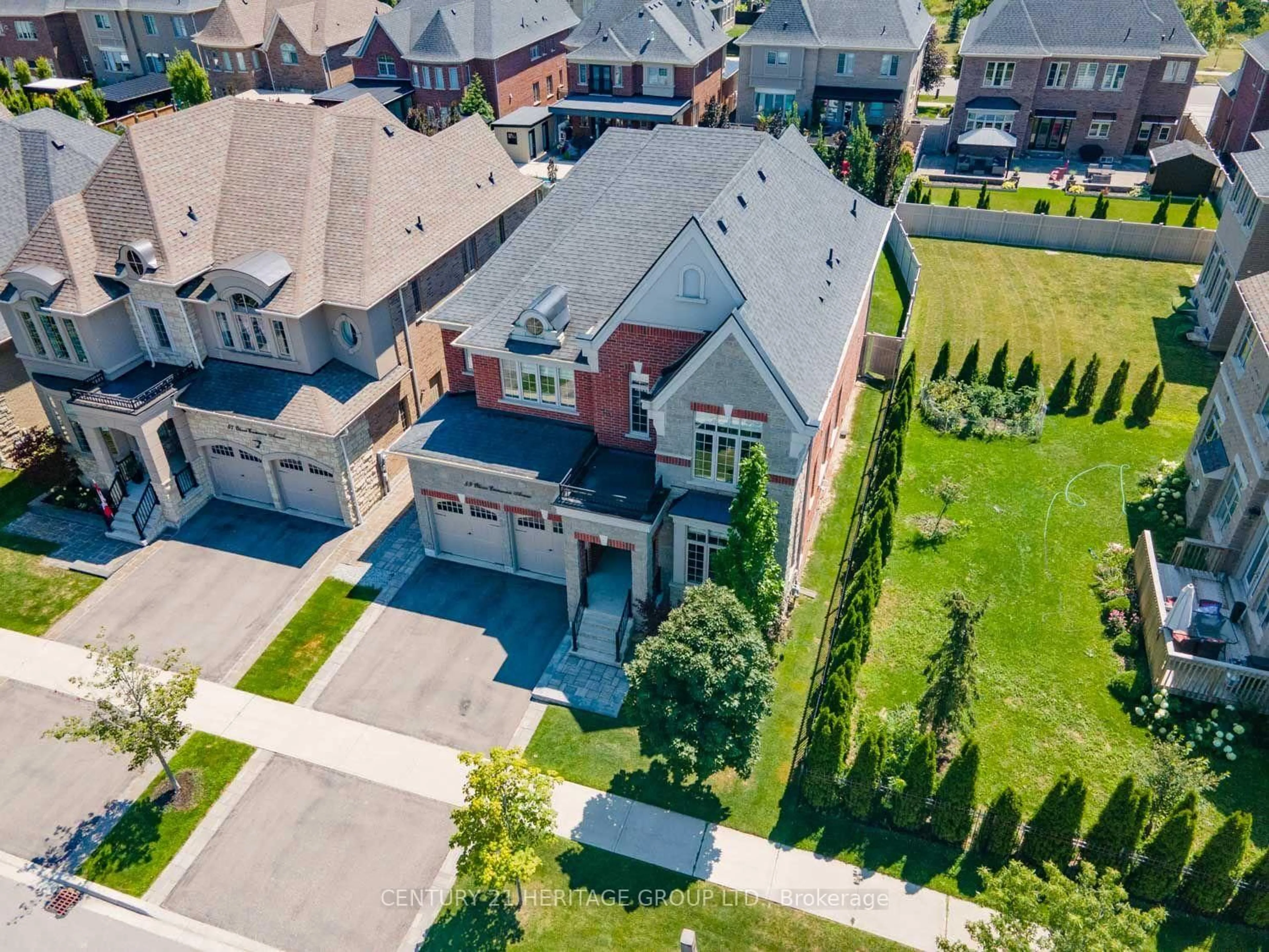 A pic from outside/outdoor area/front of a property/back of a property/a pic from drone, street for 59 Oliver Emmerson Ave, King Ontario L7B 0N9