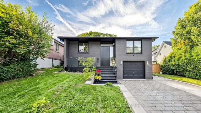 332 Dixon Blvd, Newmarket 2