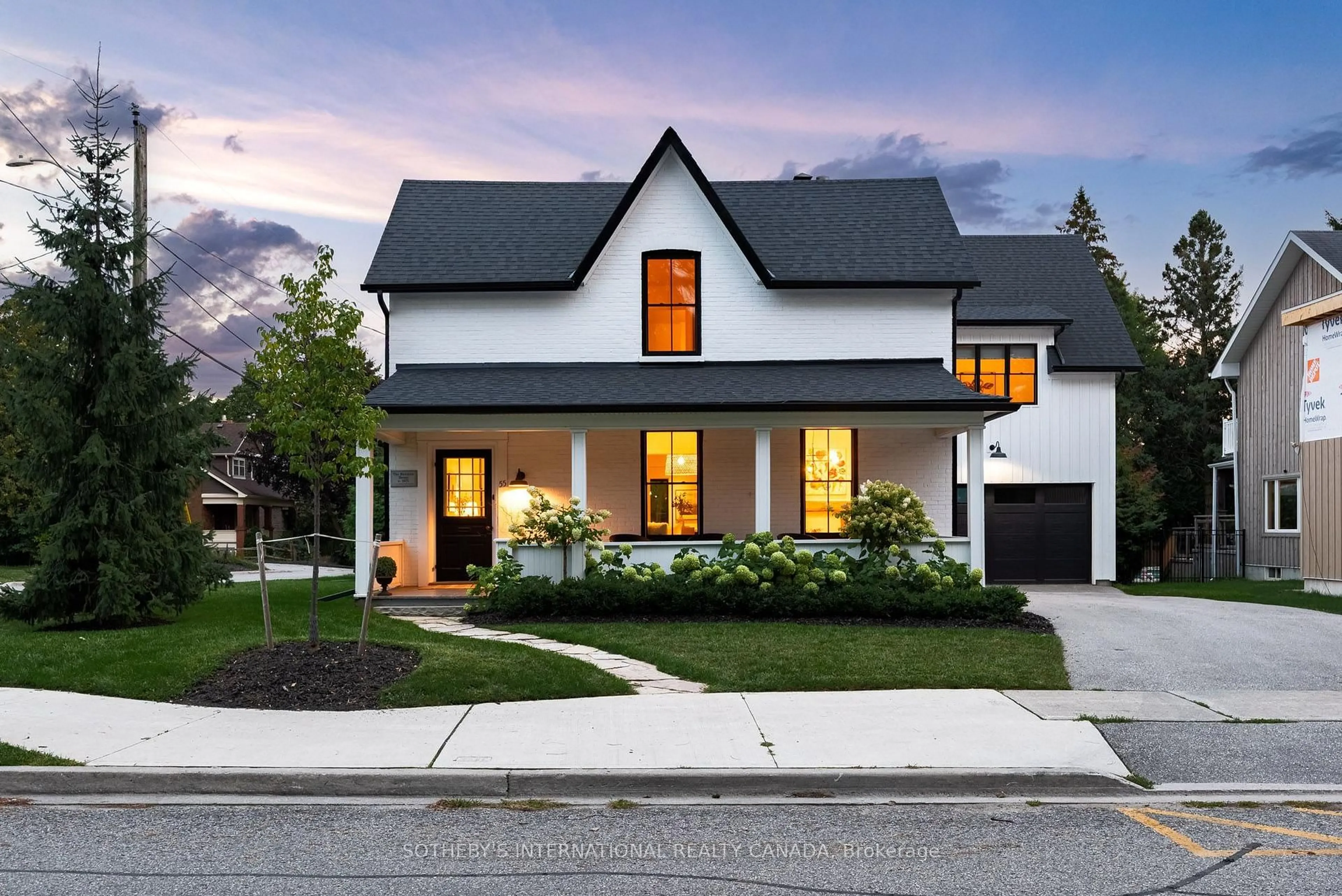 Home with brick exterior material, street for 55 Metcalfe St, Aurora Ontario L4G 1E5