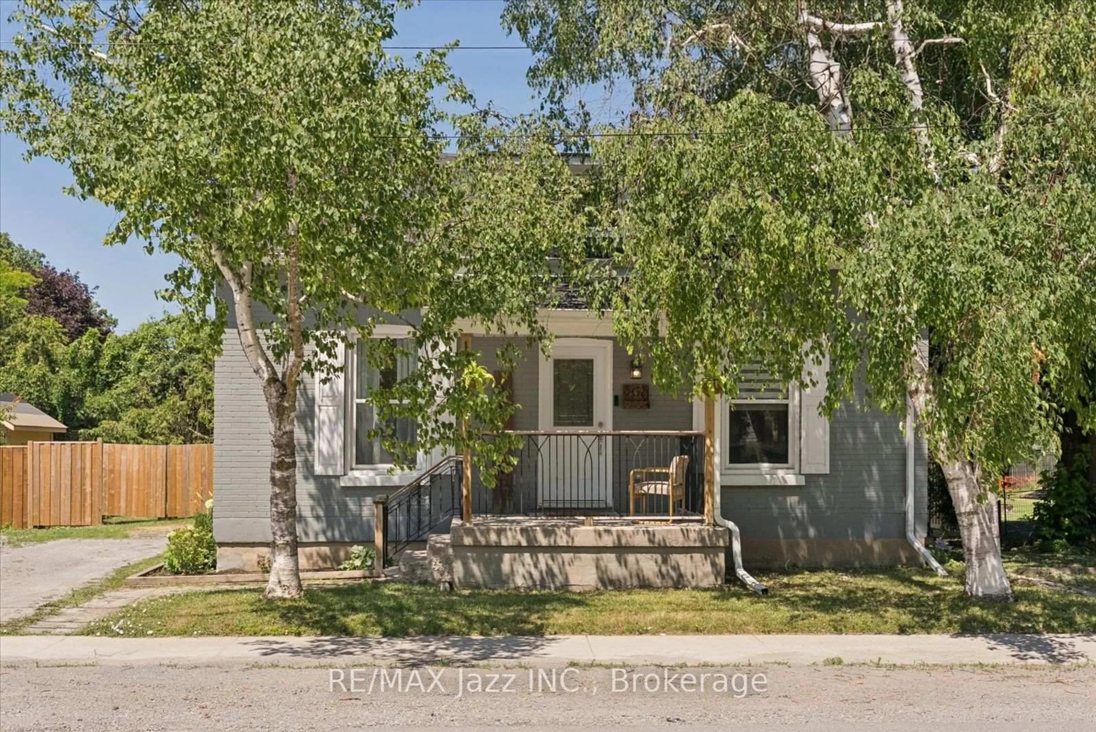 Unknown for 360 Mill St, Brock Ontario L0K 1A0
