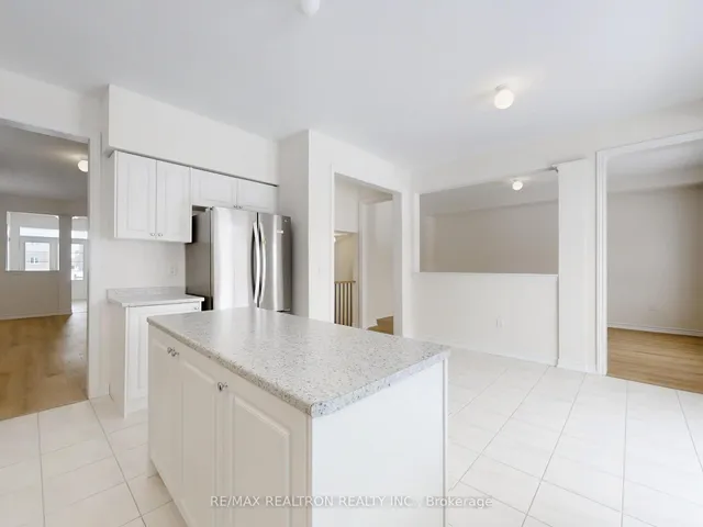 6 Grieve Ave, Georgina 5