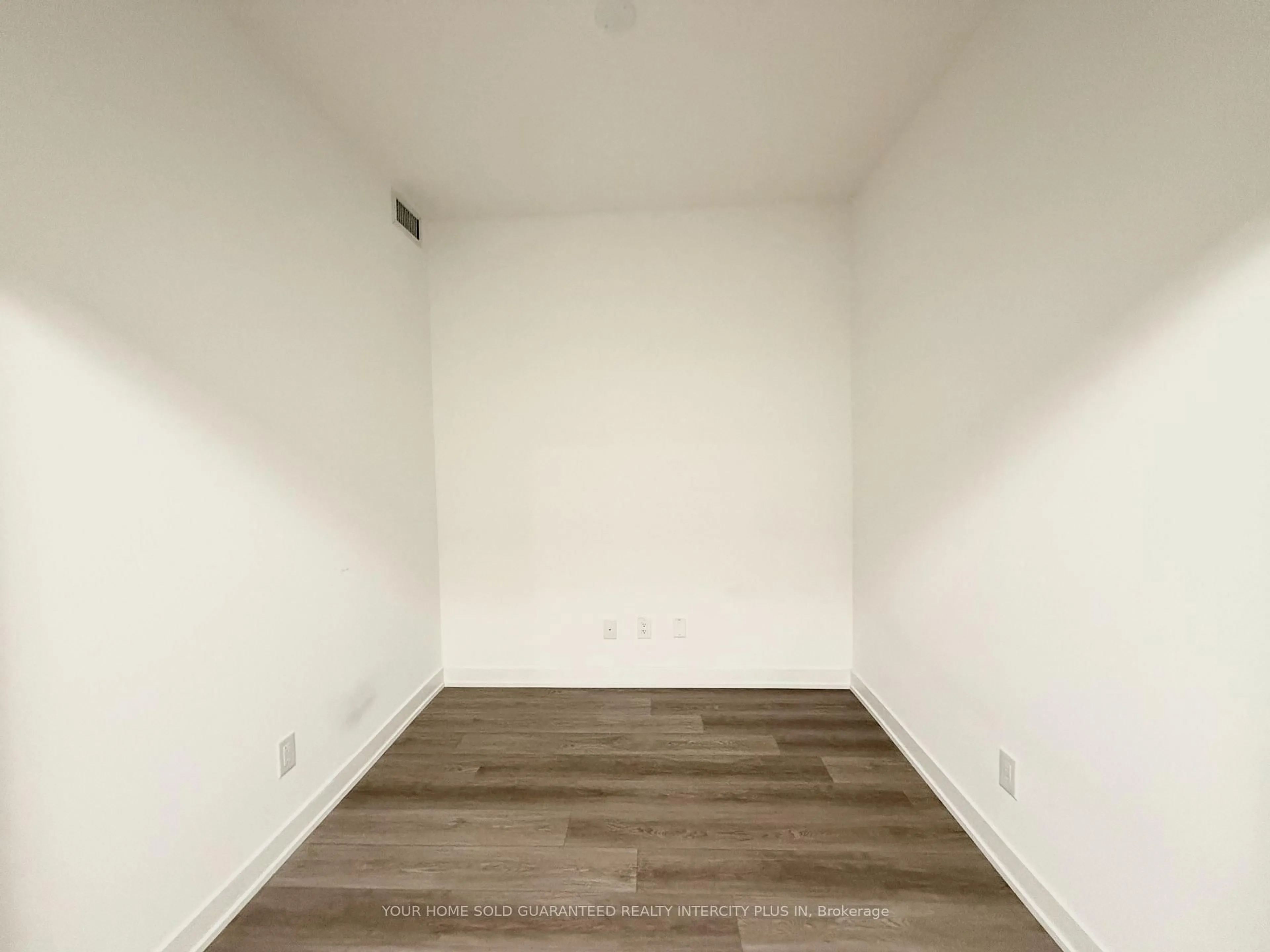 A pic of a room for 8119 Birchmount Rd #602, Markham Ontario L6G 0H5