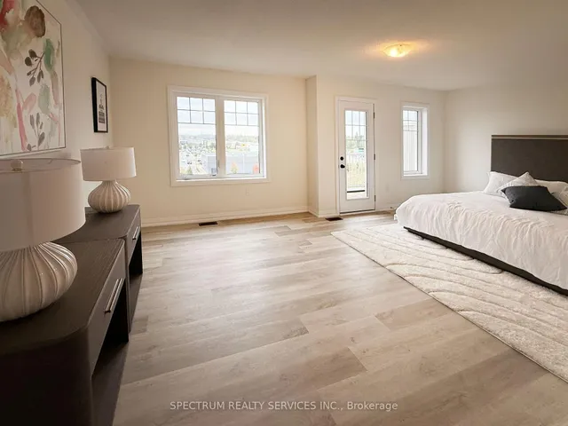 1522 Benson St, Innisfil 3
