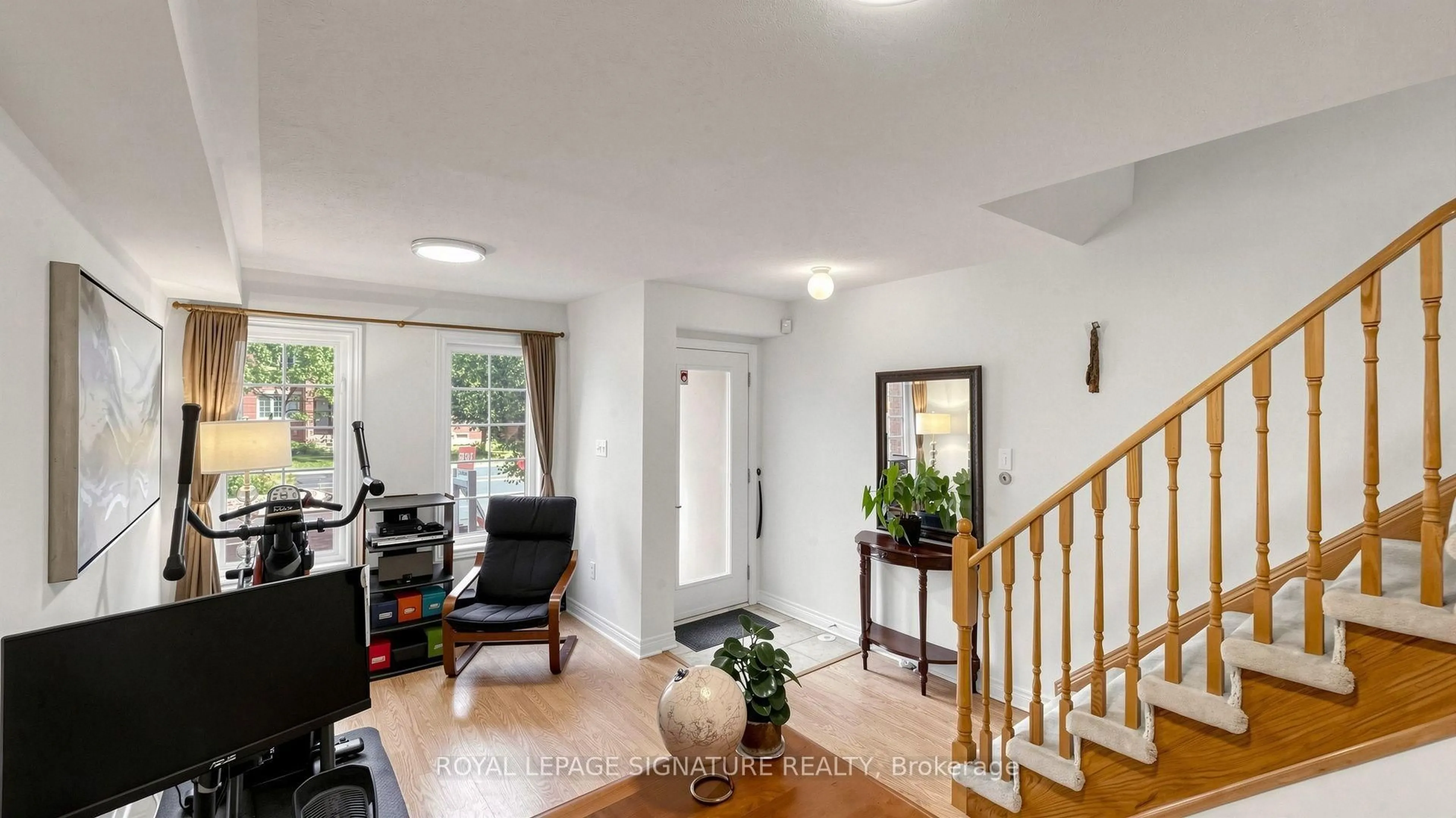 Unknown for 2433 Bur Oak Ave, Markham Ontario L6B 1G3