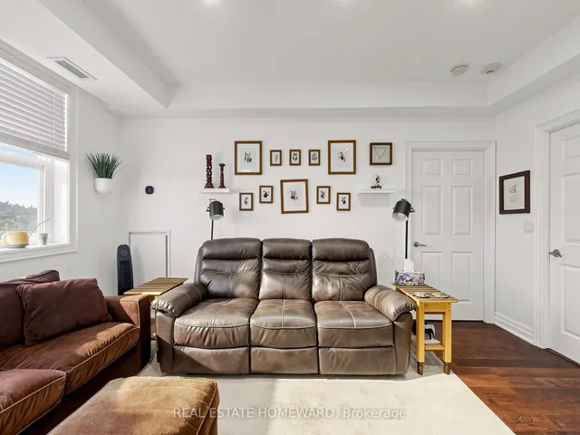15450 Yonge St #309, Aurora 4