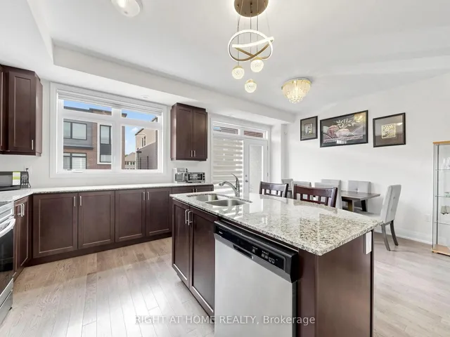 23 Moneypenny Pl, Vaughan 2