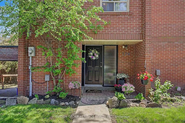 124 Wales Ave, Markham 2