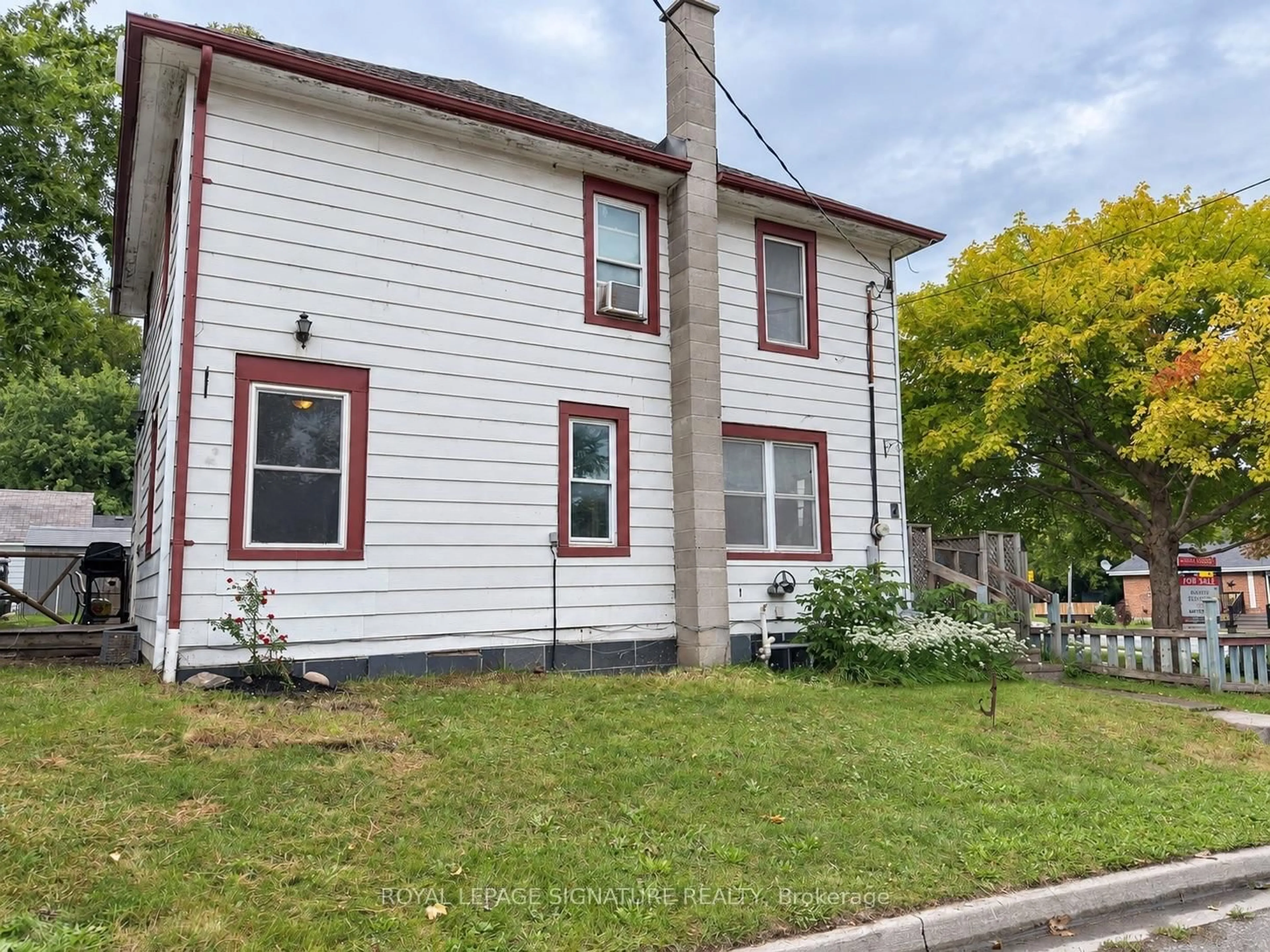 Unknown for 2 Jones St, Brock Ontario L0C 1H0