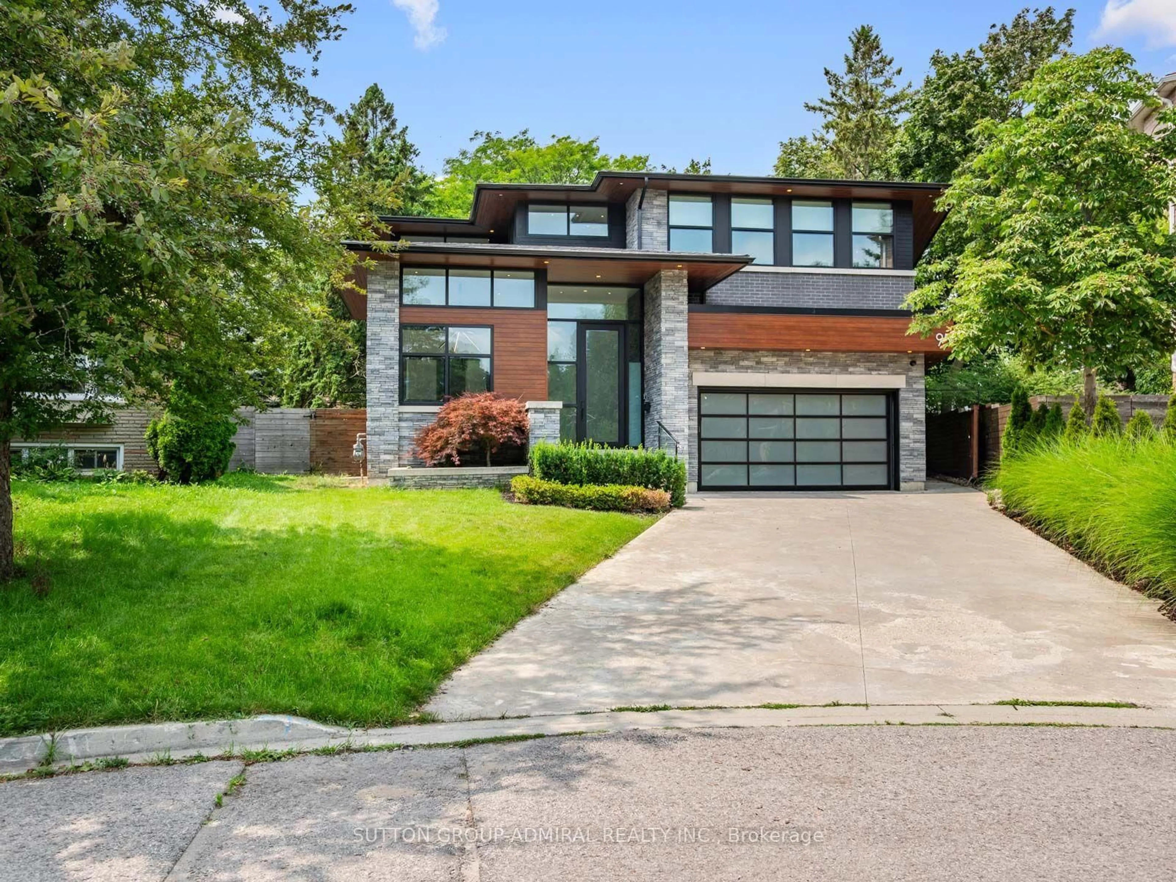 Home with brick exterior material, street for 95 Penstock Crt, Richmond Hill Ontario L4C 4P3