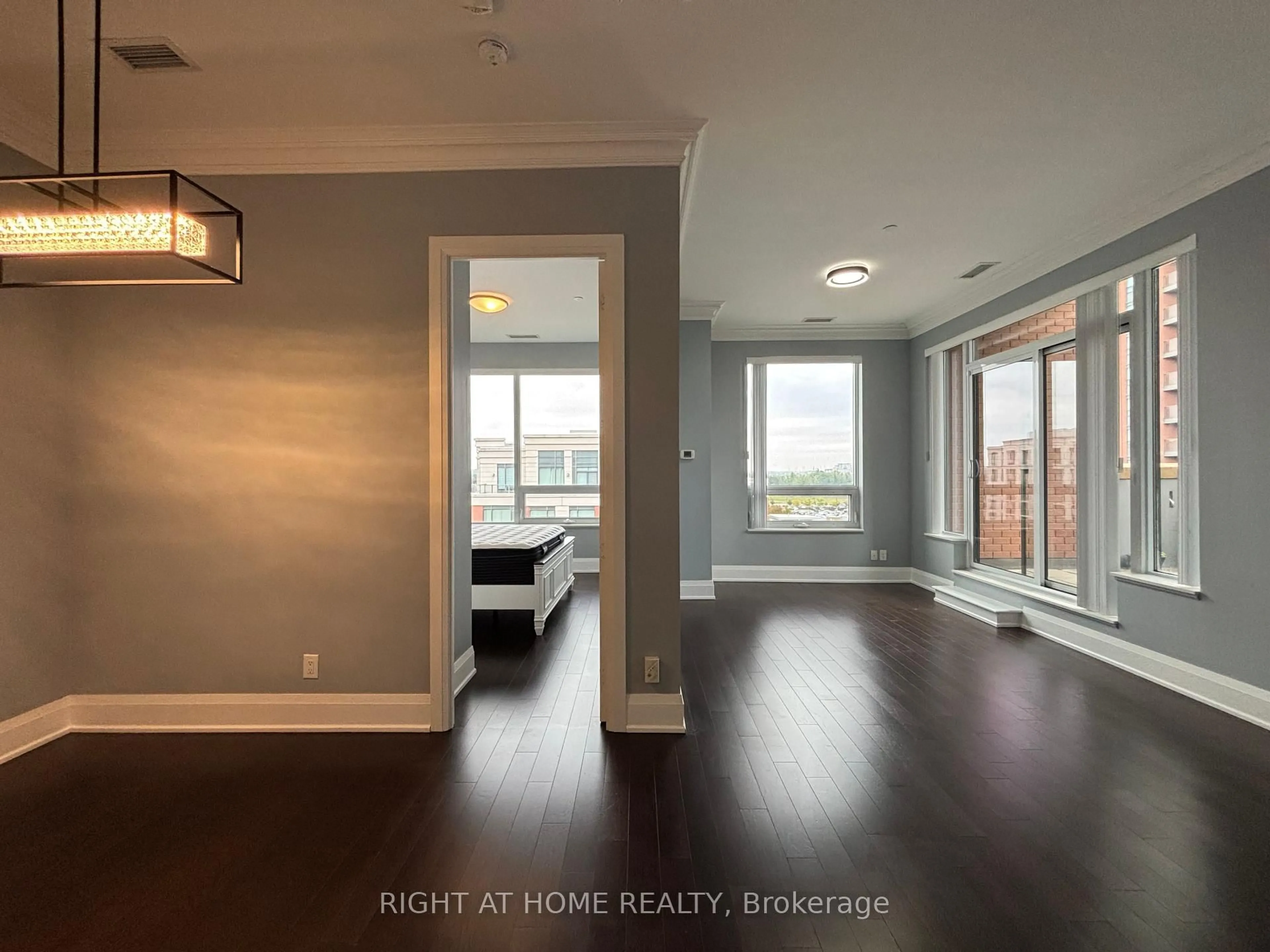 A pic of a room for 28 Uptown Dr #PH16, Markham Ontario L3R 5M5