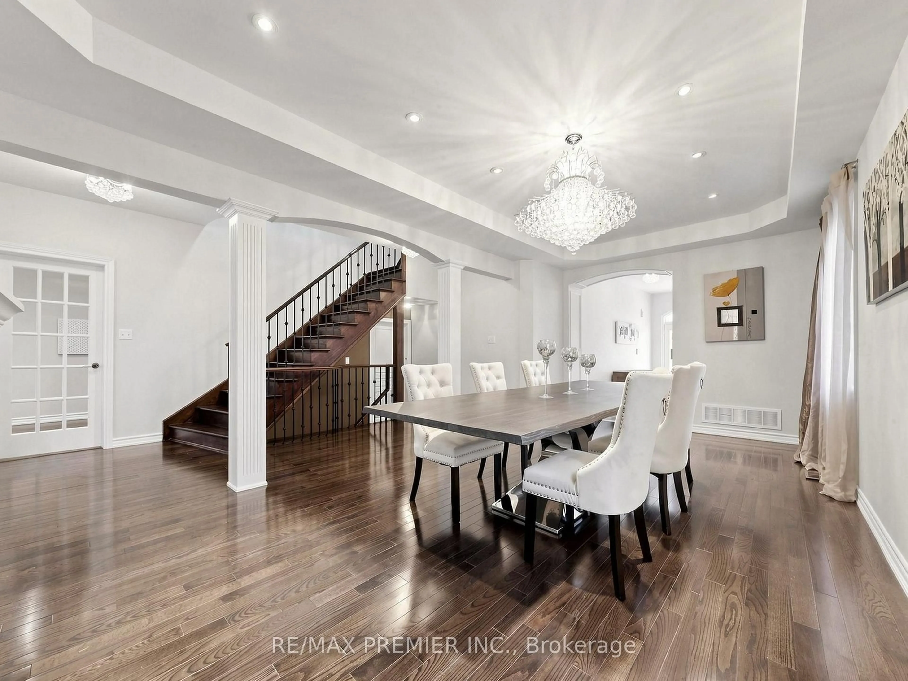 Dining room, unknown for 50 Ascalon Dr, Vaughan Ontario L6A 0M5