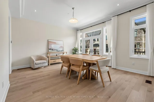82 West Village Lane, Markham 2