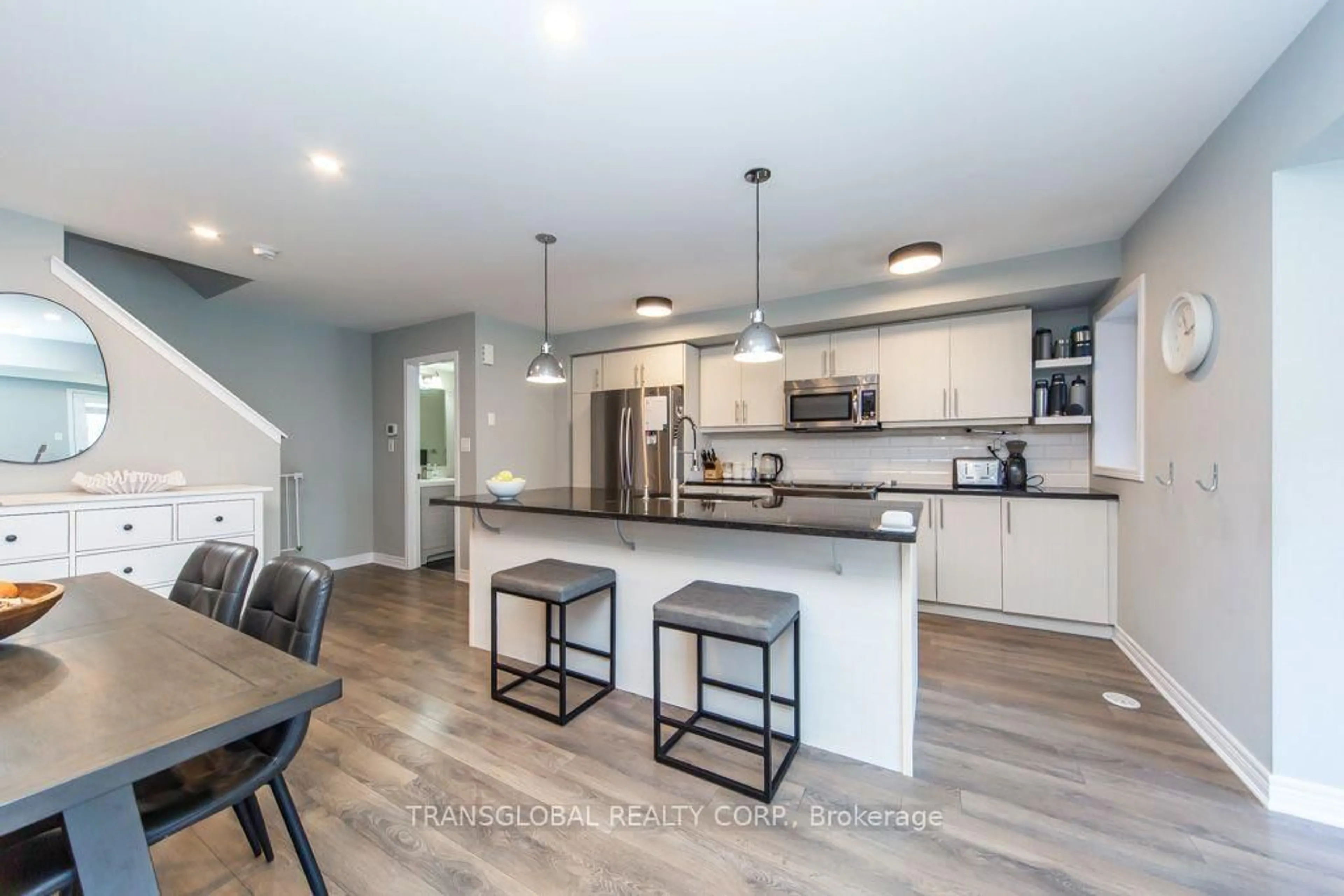 Open concept kitchen, unknown for 38 Minlow Way, Aurora Ontario L4G 0Y1