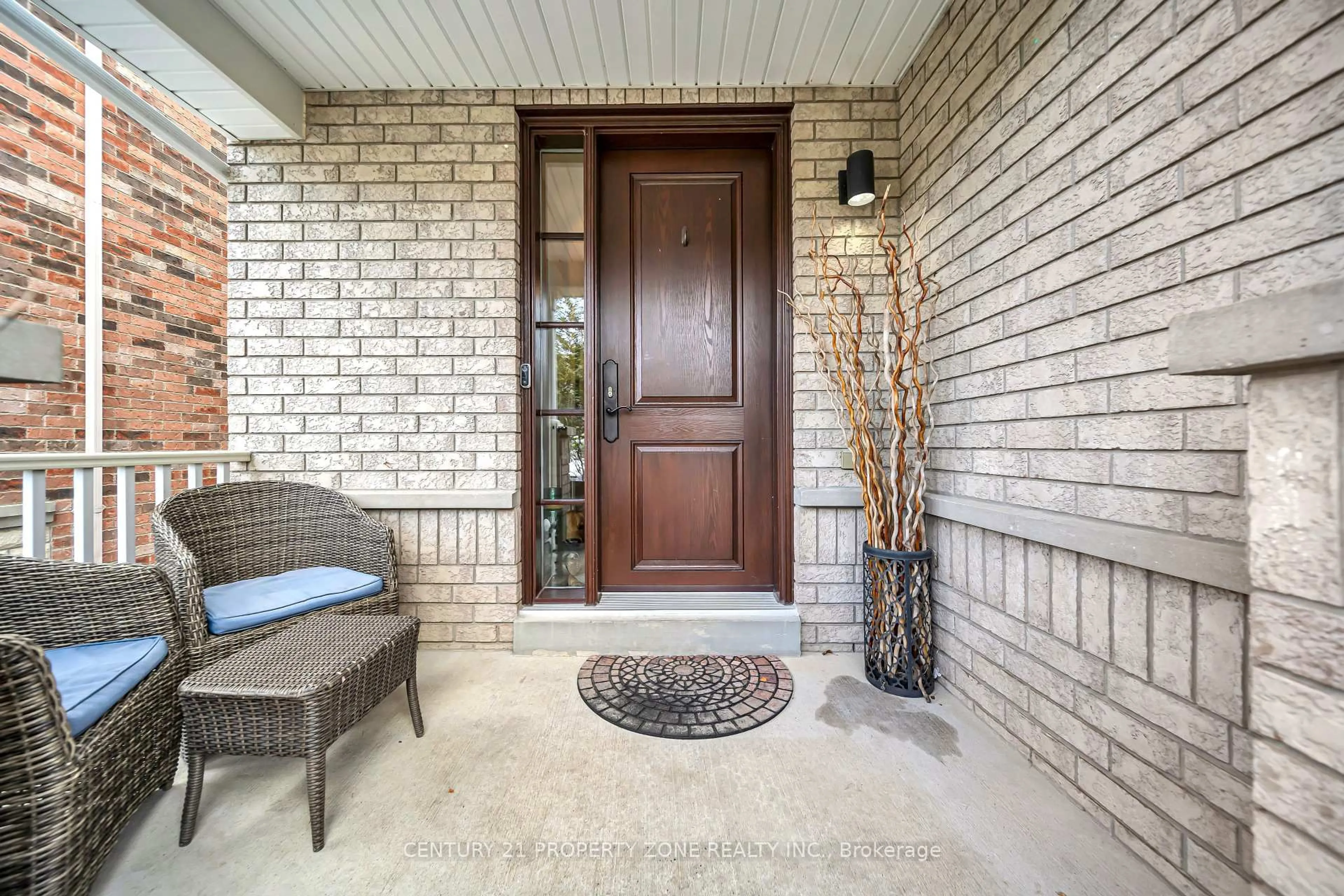 Indoor entryway for 169 Downy Emerald Dr, Bradford West Gwillimbury Ontario L3Z 0E6