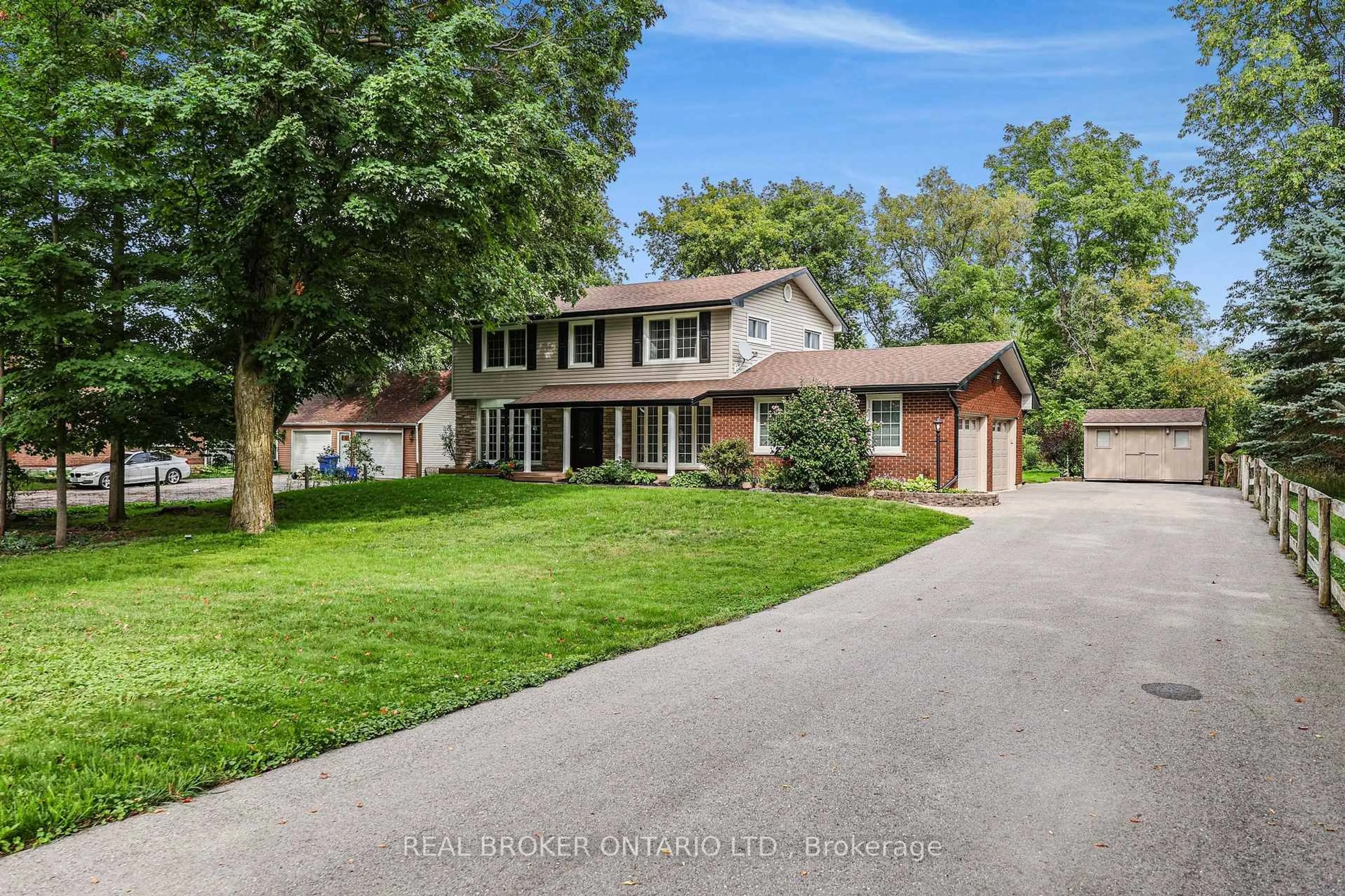 Home with brick exterior material, street for 18939 McCowan Rd, East Gwillimbury Ontario L0G 1M0