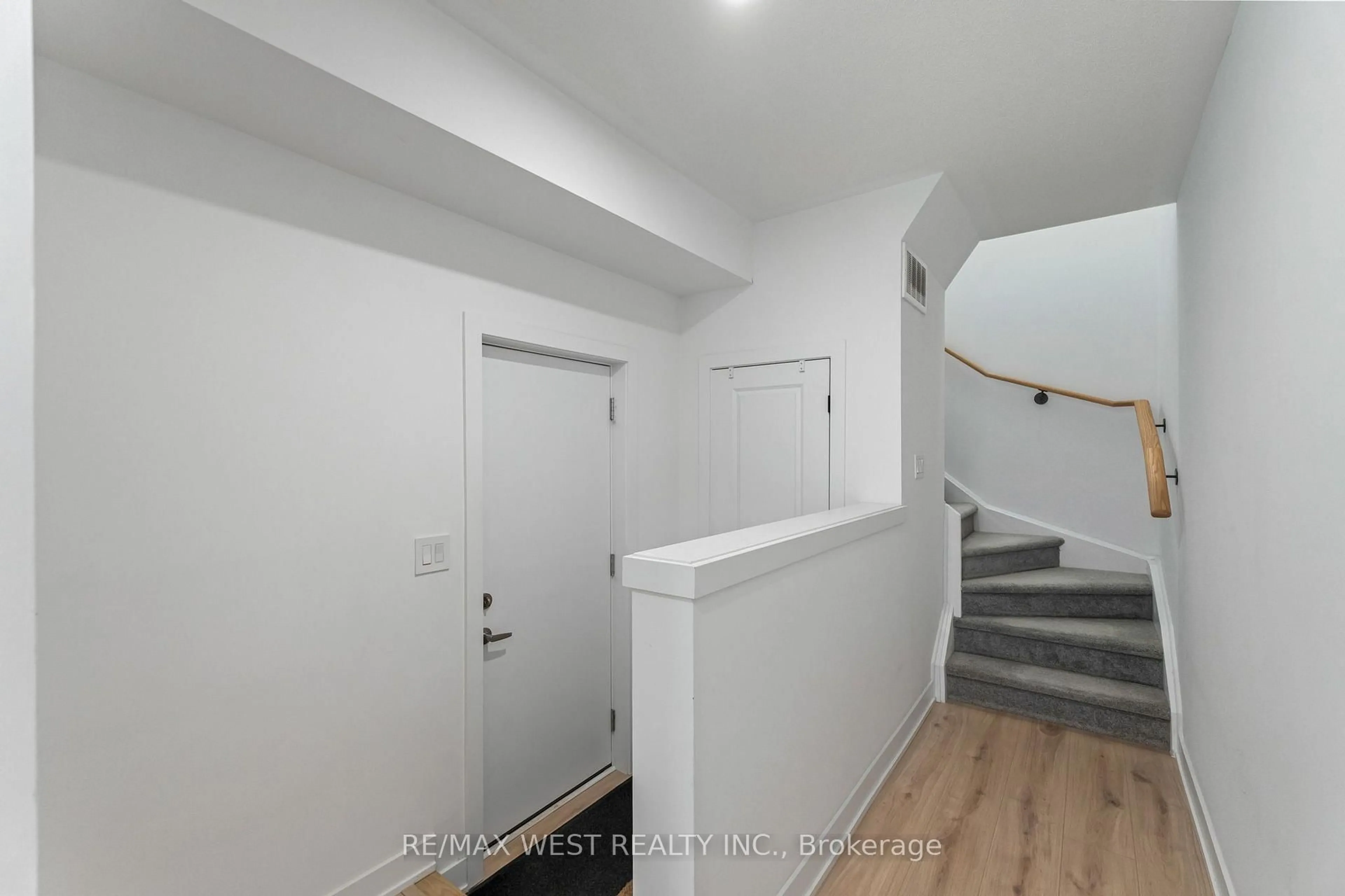 Unknown for 134 Covington Cres, Whitchurch-Stouffville Ontario L4A 4W8