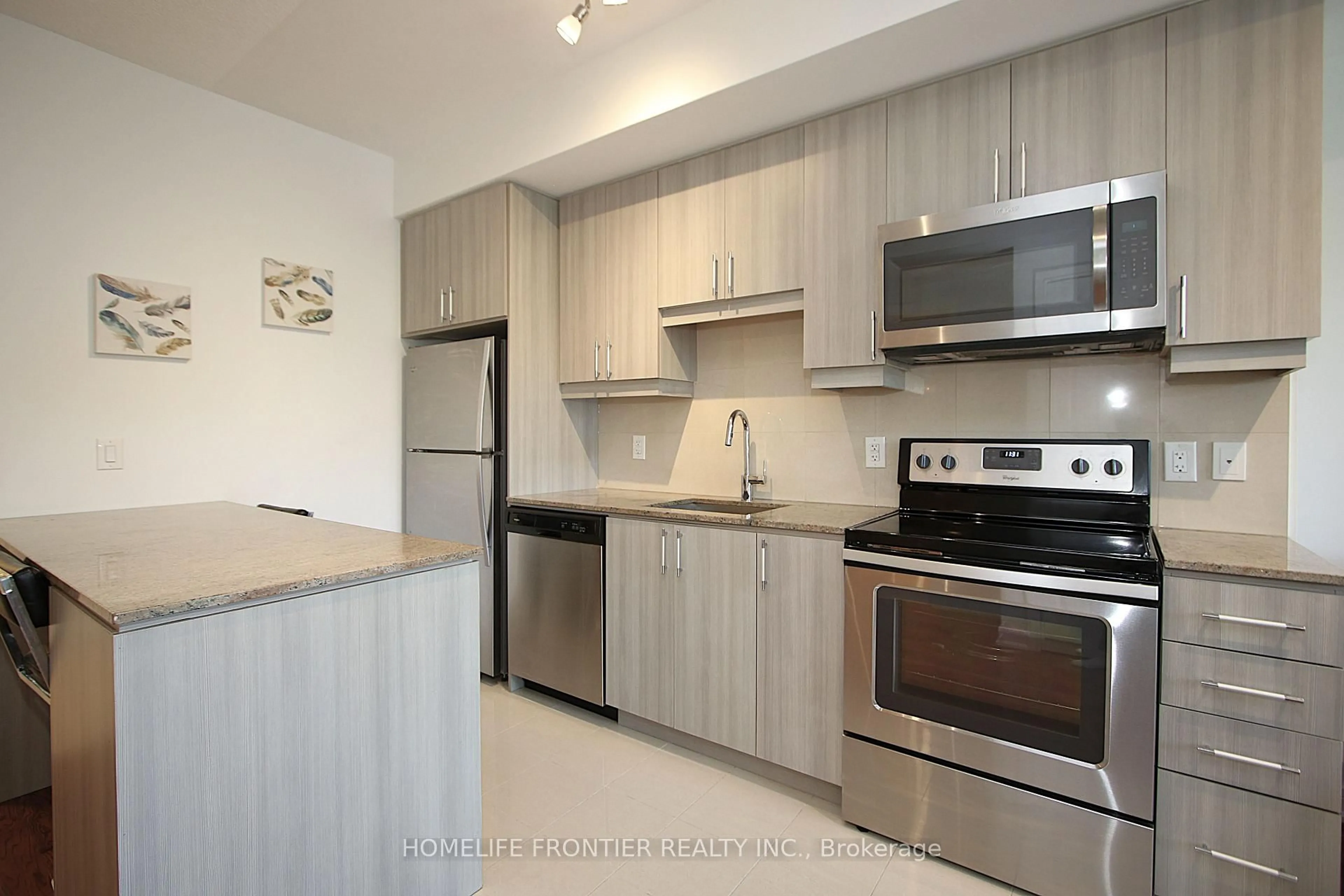 Standard kitchen, unknown for 9191 Yonge St #218, Richmond Hill Ontario L4C 1E2